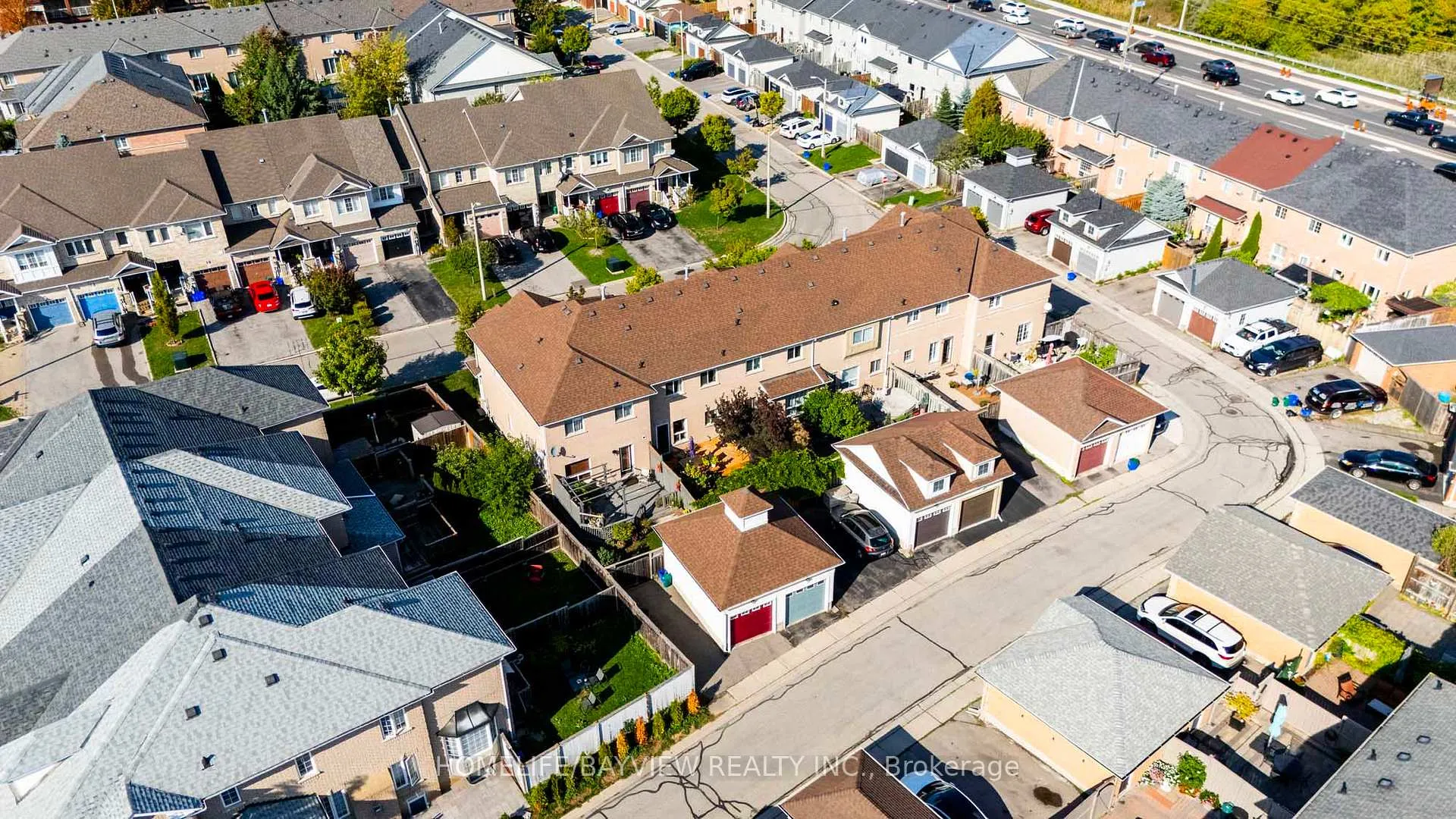 Photo 25 of 15 Elderbrook Crescent, Vaughan, Patterson — HOMEH