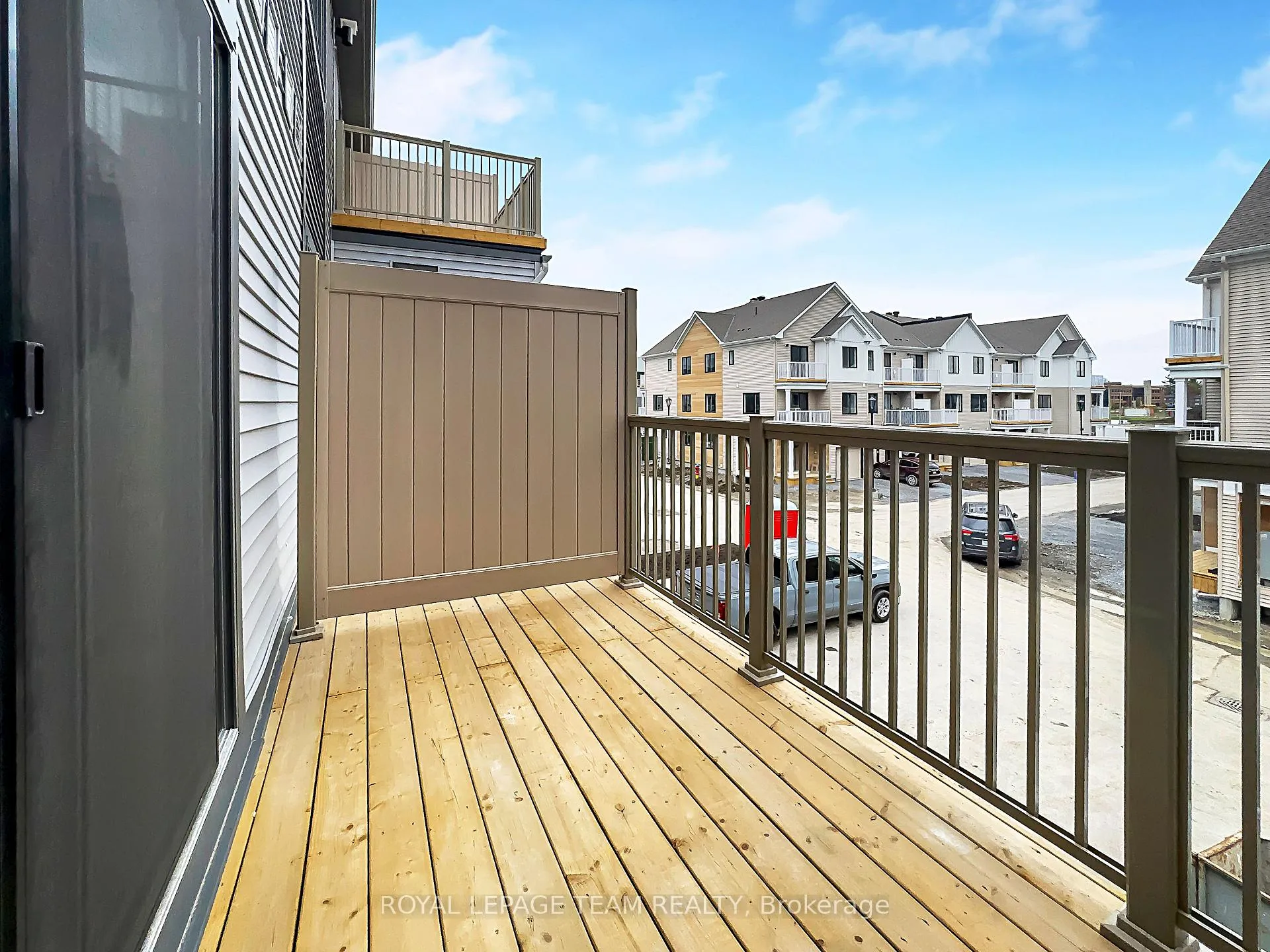 Photo 10 of 505 Celestine Private, Ottawa, Barrhaven - Heritage Park — HOMEH
