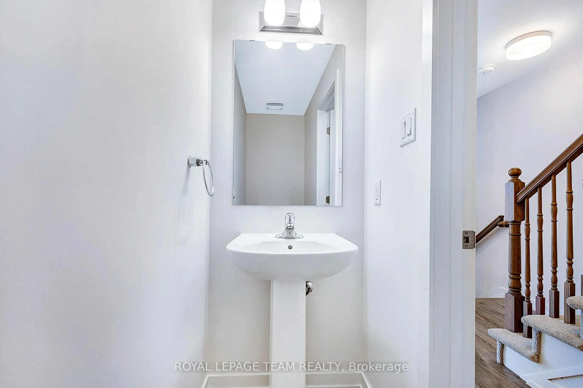 Photo 11 of 505 Celestine Private, Ottawa, Barrhaven - Heritage Park — HOMEH
