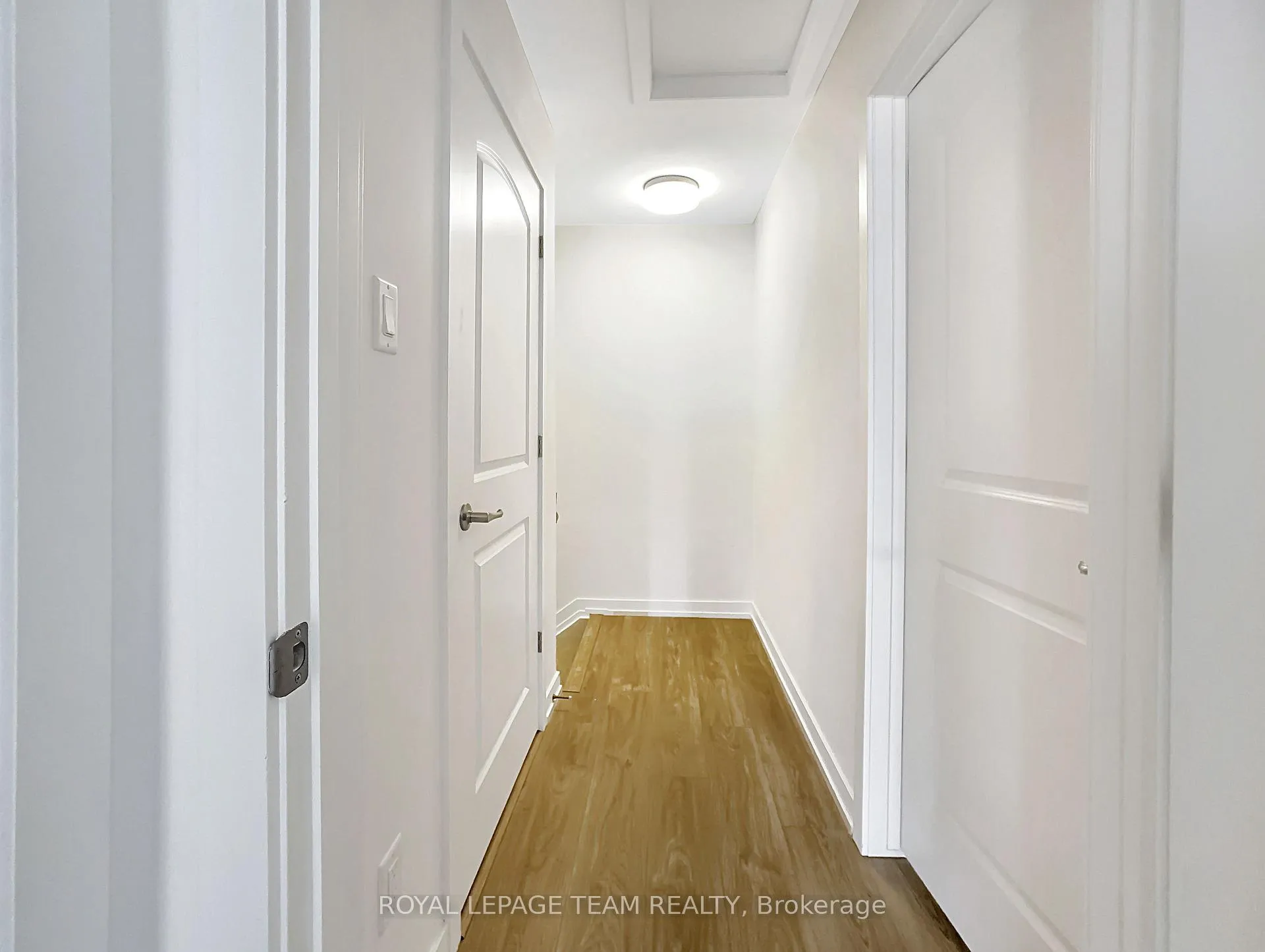 Photo 13 of 505 Celestine Private, Ottawa, Barrhaven - Heritage Park — HOMEH