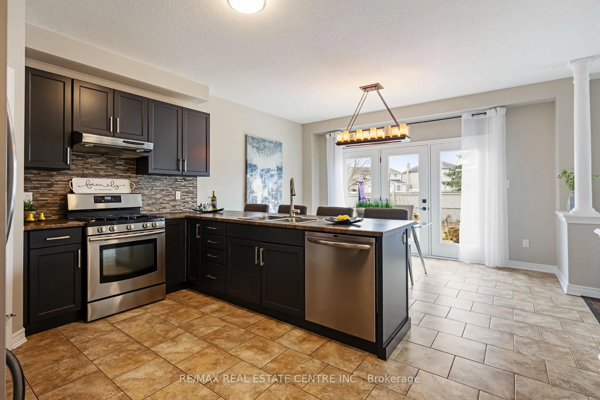 Photo 6 of 51 Burt Avenue, New Tecumseth, Alliston — HOMEH