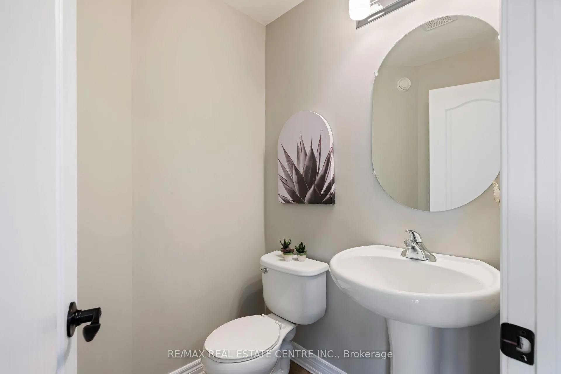 Photo 20 of 51 Burt Avenue, New Tecumseth, Alliston — HOMEH