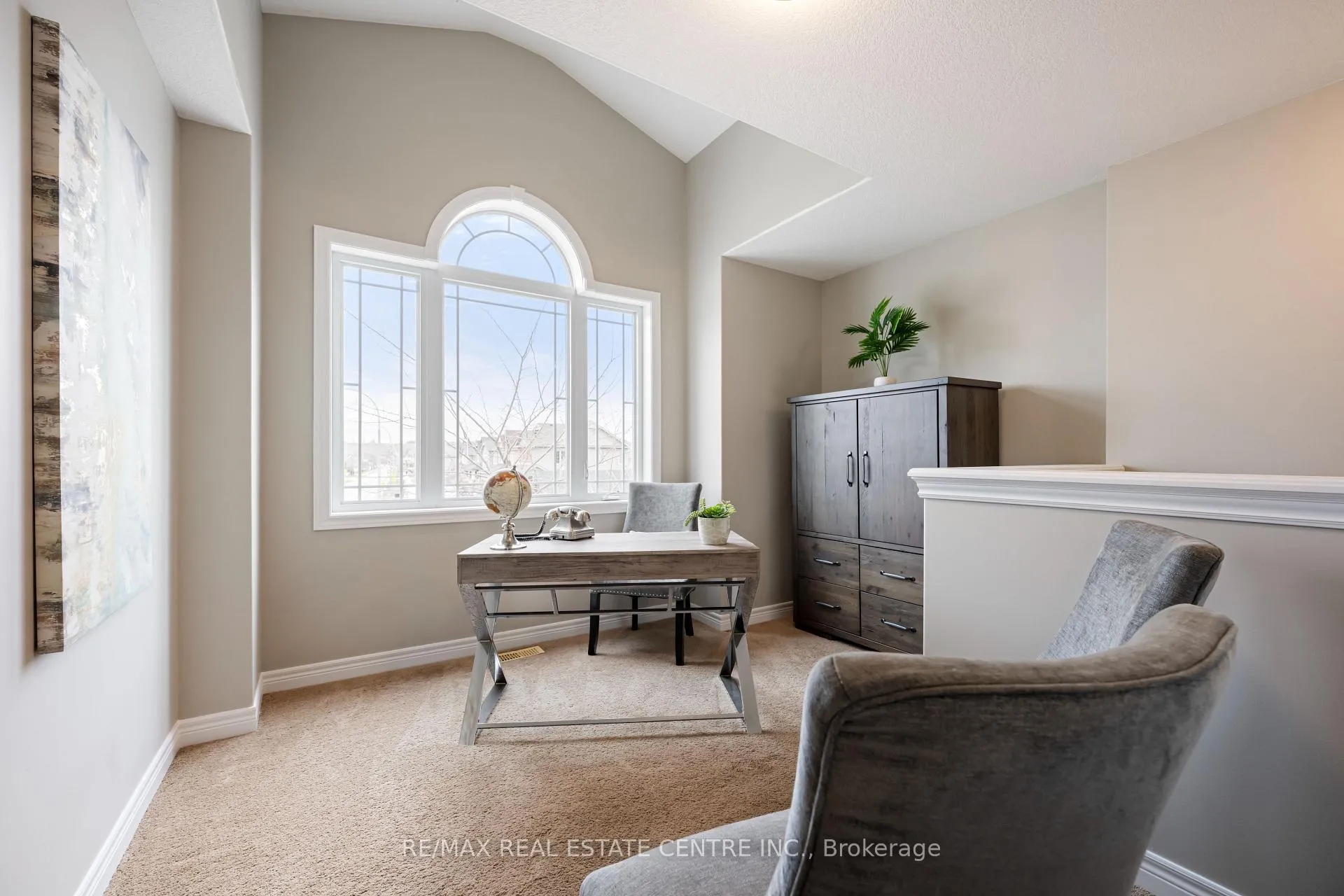 Photo 22 of 51 Burt Avenue, New Tecumseth, Alliston — HOMEH