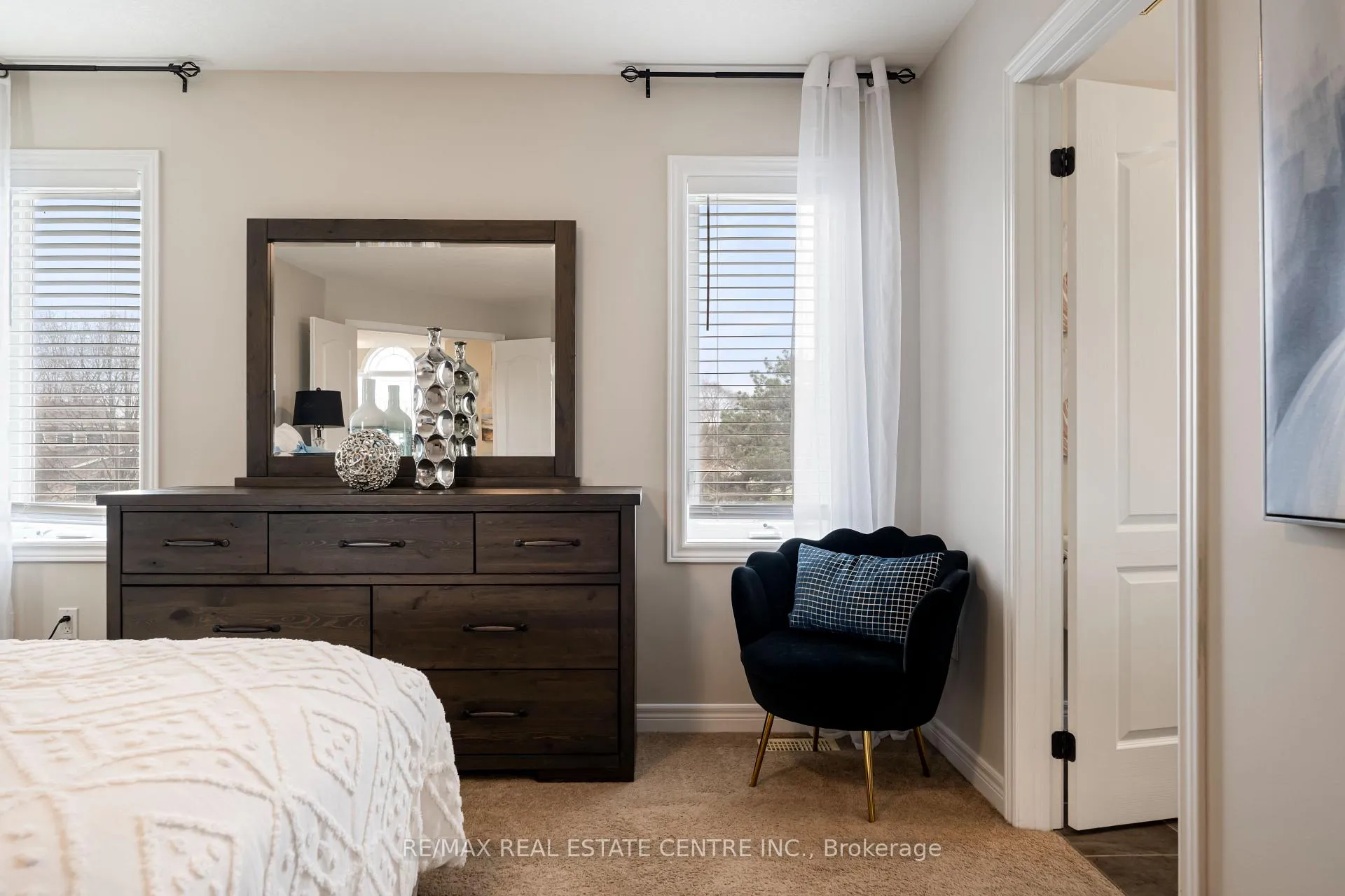 Photo 34 of 51 Burt Avenue, New Tecumseth, Alliston — HOMEH