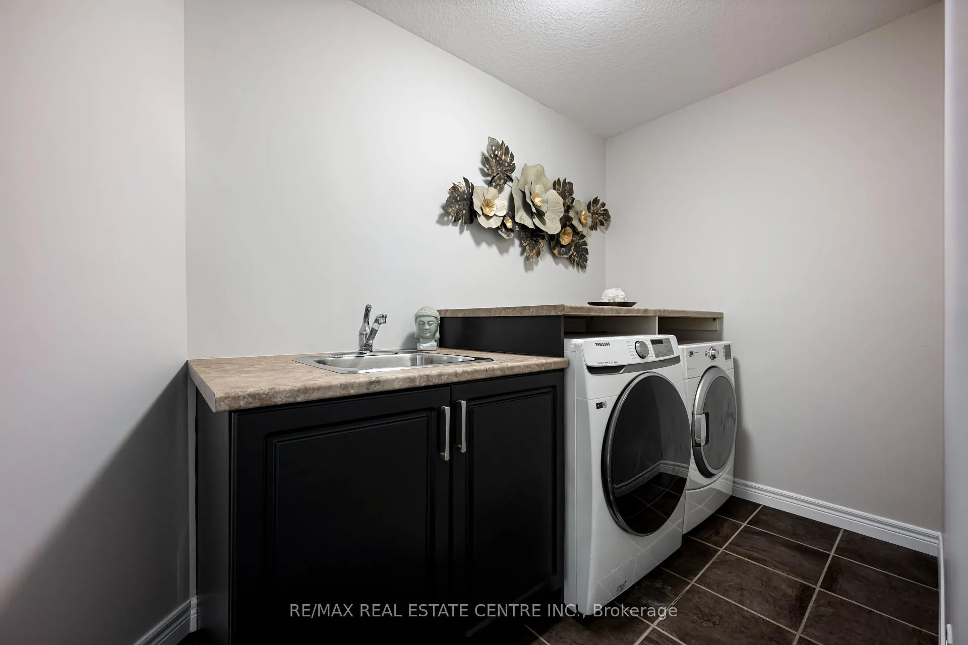 Photo 39 of 51 Burt Avenue, New Tecumseth, Alliston — HOMEH