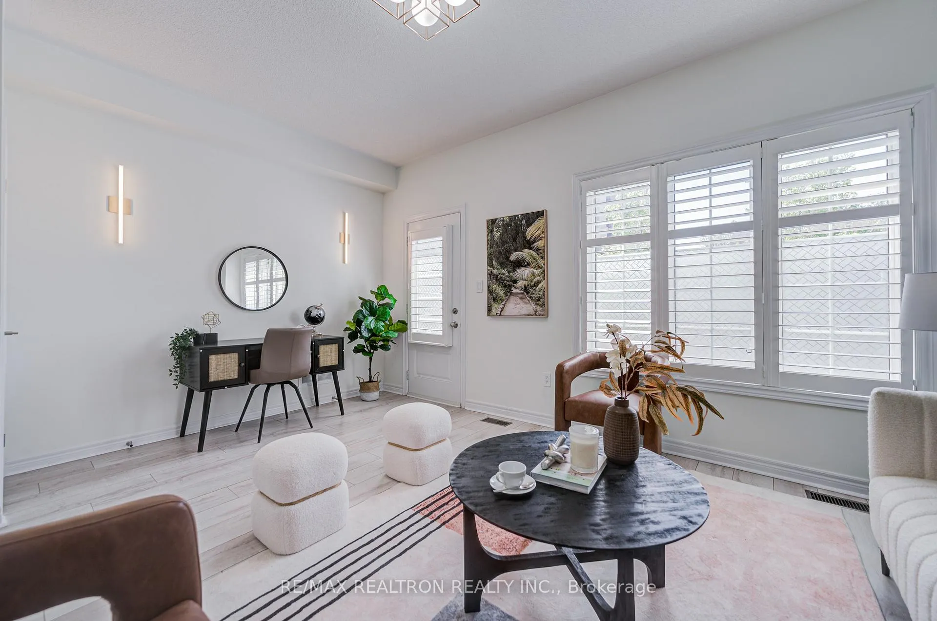 Photo 4 of 34 Battista Perri Drive, Markham, Wismer — HOMEH