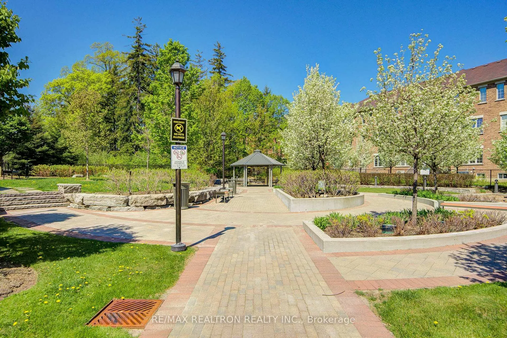 Photo 27 of 34 Battista Perri Drive, Markham, Wismer — HOMEH