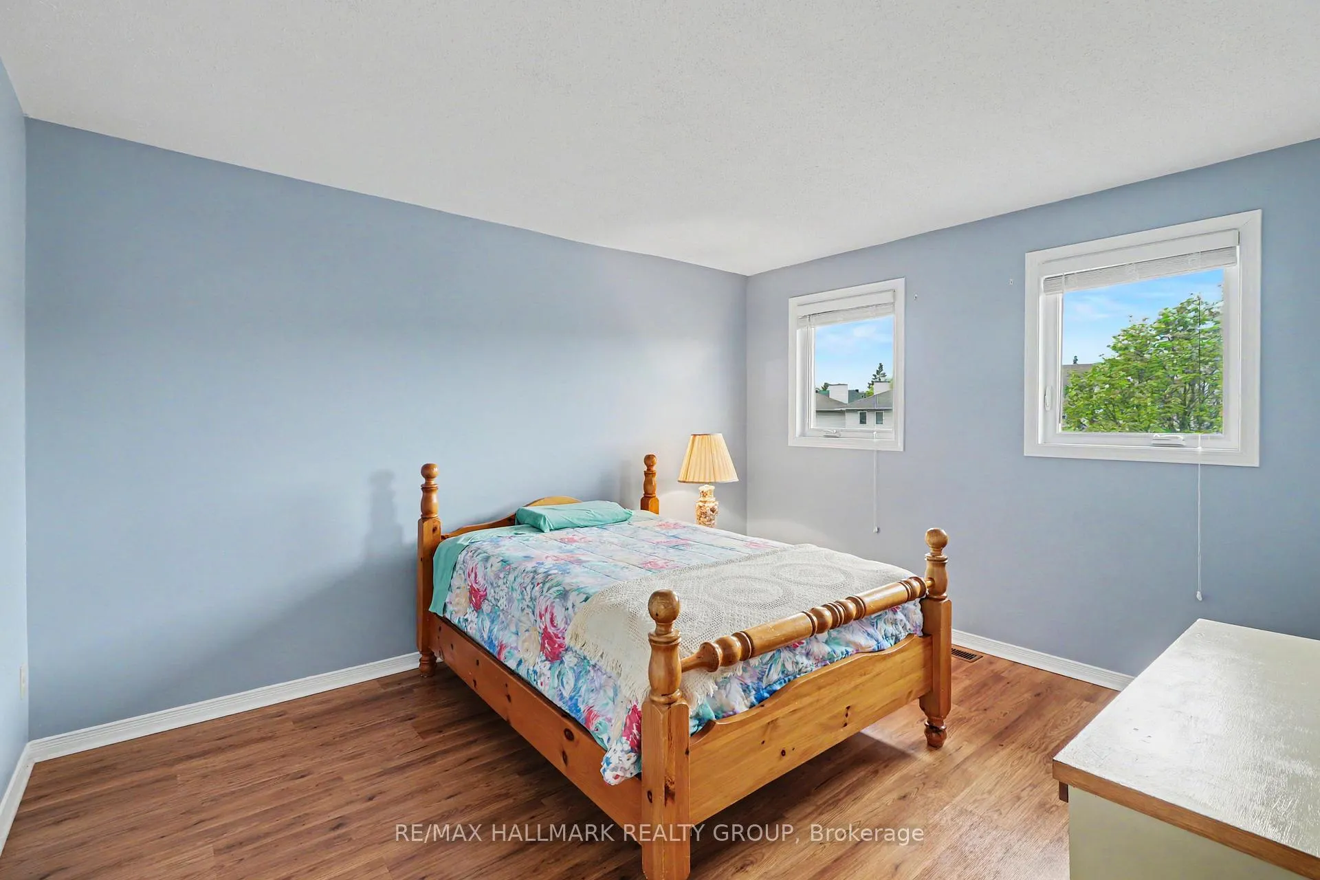 Photo 15 of 712 Morewood Crescent, Ottawa, Fallingbrook/Pineridge — HOMEH
