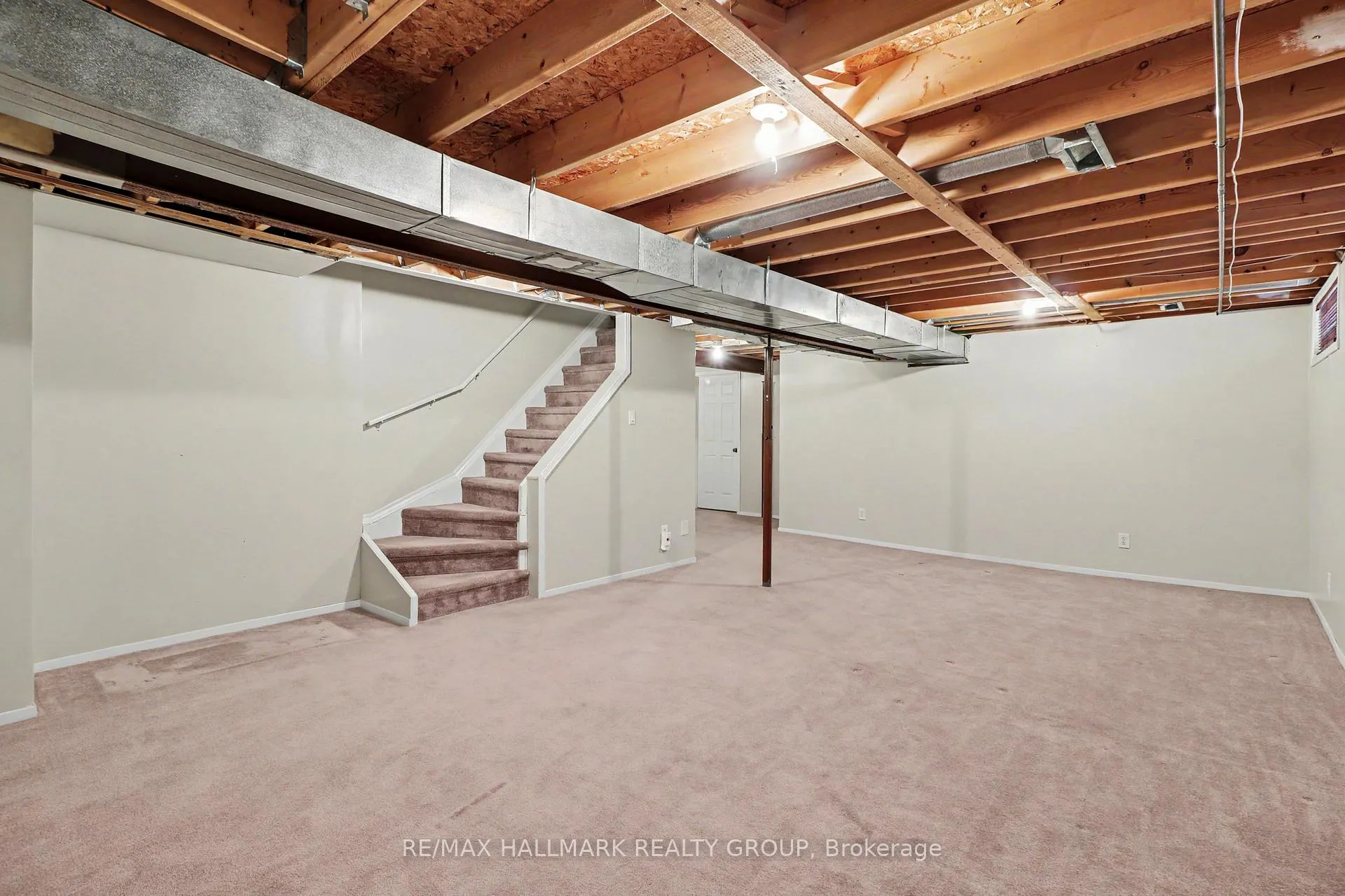 Photo 23 of 712 Morewood Crescent, Ottawa, Fallingbrook/Pineridge — HOMEH