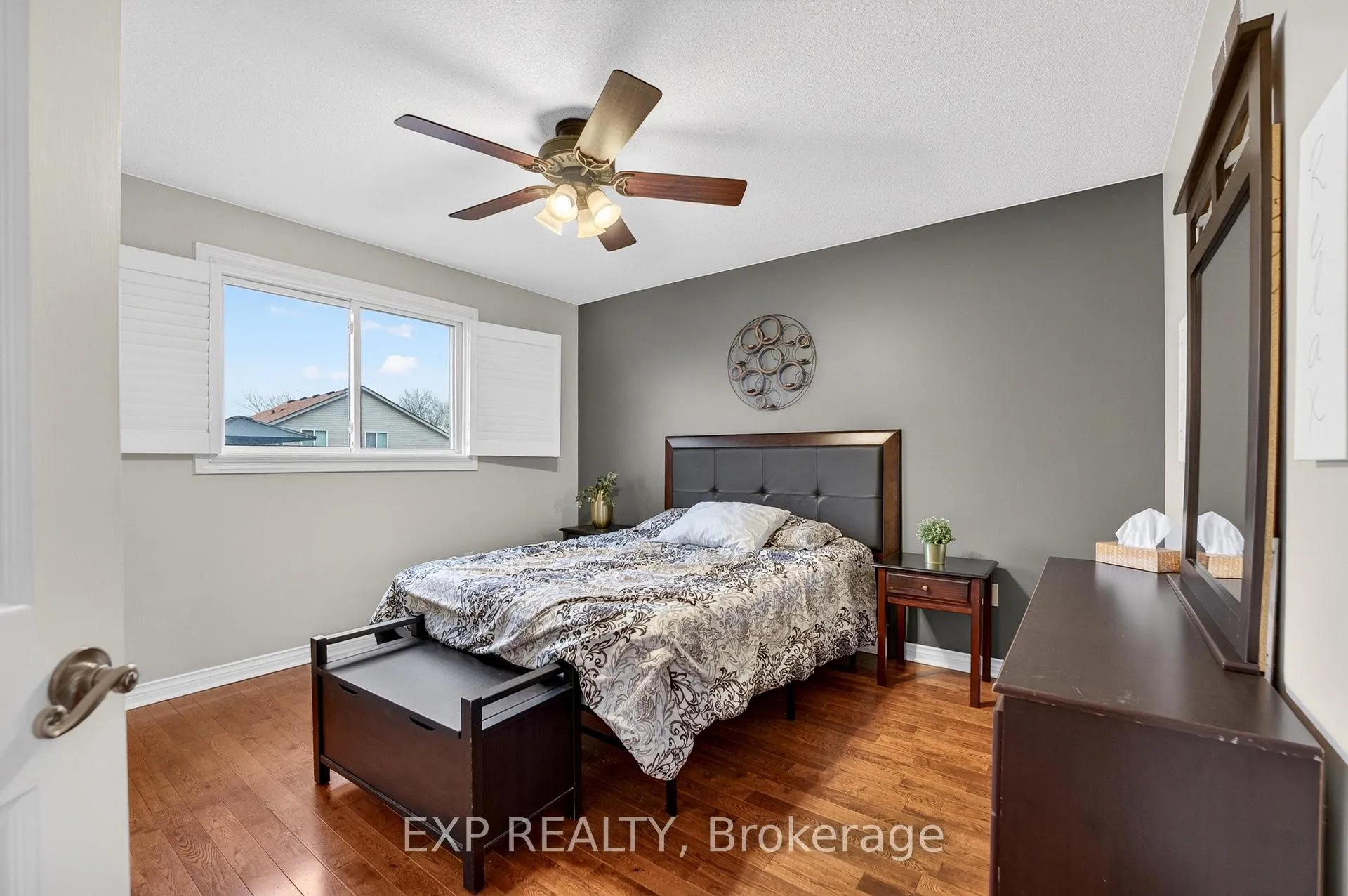 Photo 17 of 7789 Ascot Circle, Niagara Falls, Ascot — HOMEH