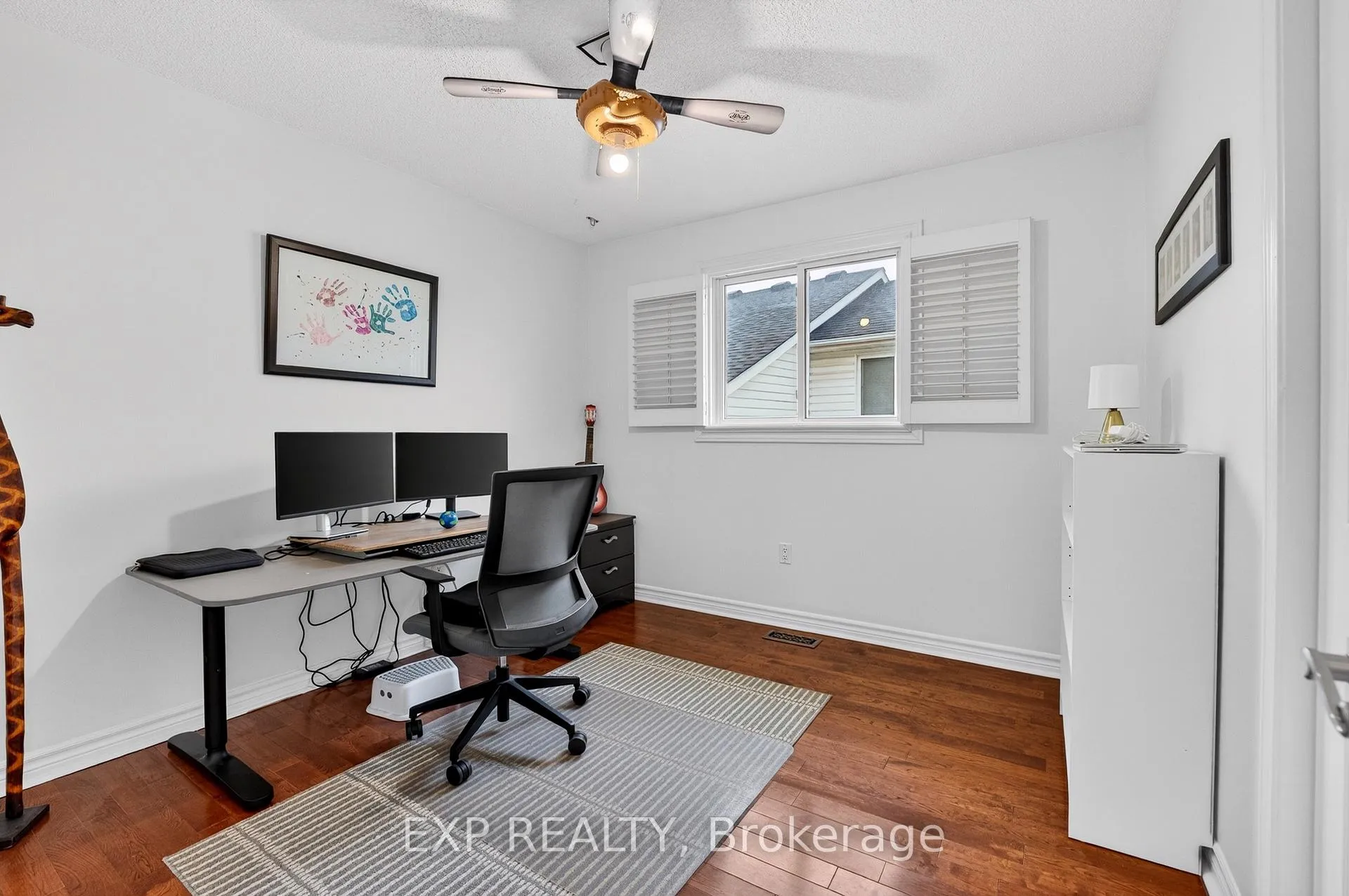 Photo 18 of 7789 Ascot Circle, Niagara Falls, Ascot — HOMEH