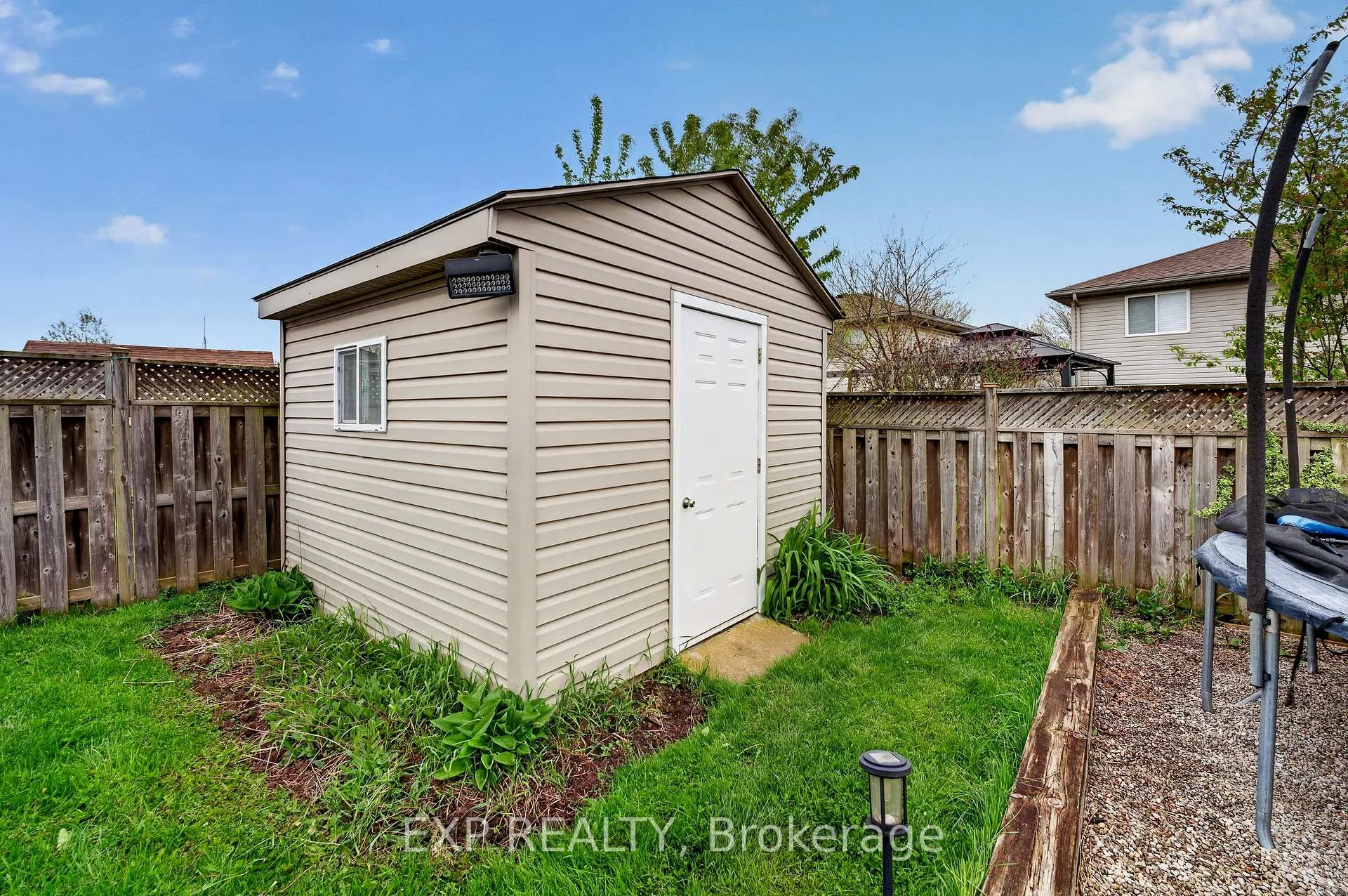 Photo 39 of 7789 Ascot Circle, Niagara Falls, Ascot — HOMEH