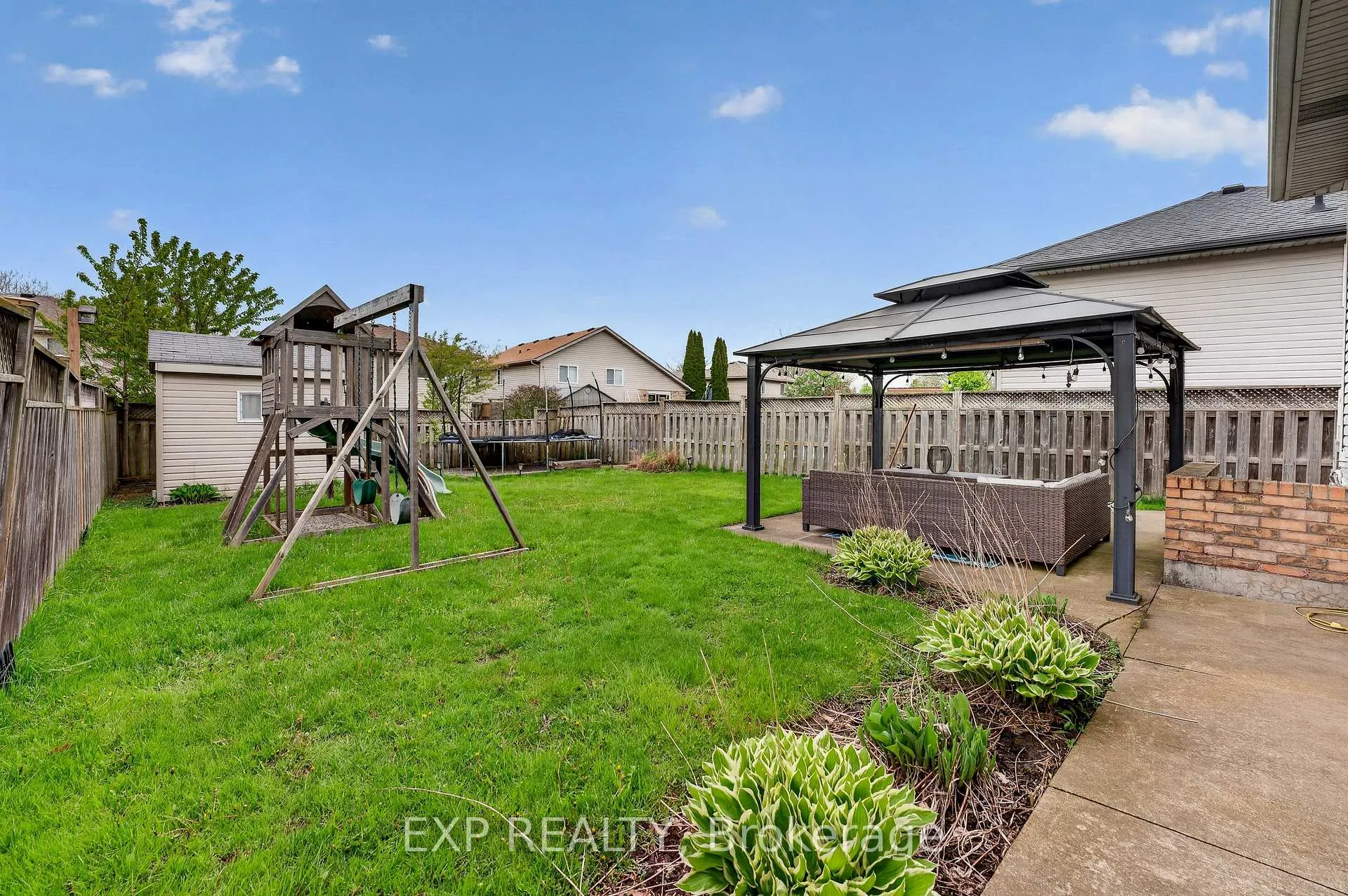 Photo 40 of 7789 Ascot Circle, Niagara Falls, Ascot — HOMEH