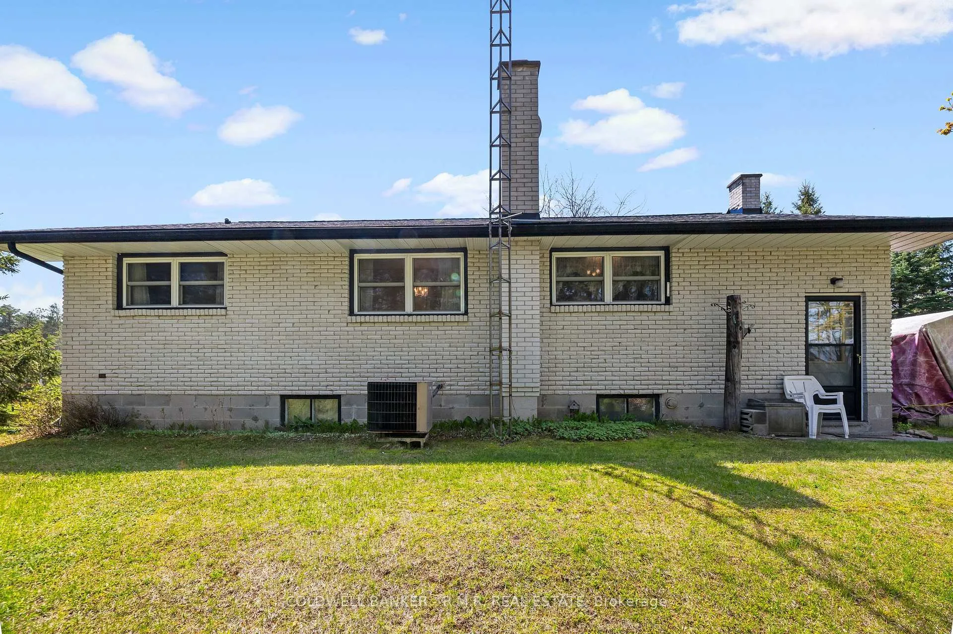 Photo 5 of 454 O'Beirn Road, Uxbridge, Rural Uxbridge — HOMEH