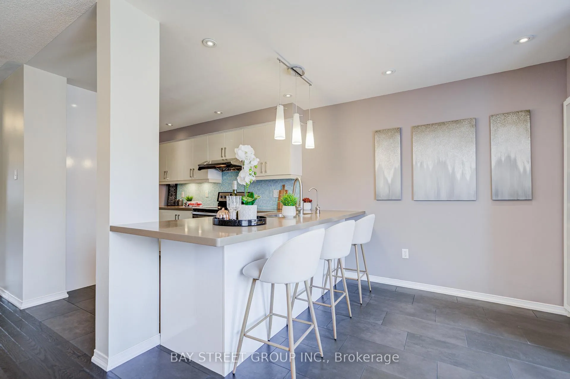 Photo 9 of 714 Castlemore Avenue, Markham, Wismer — HOMEH