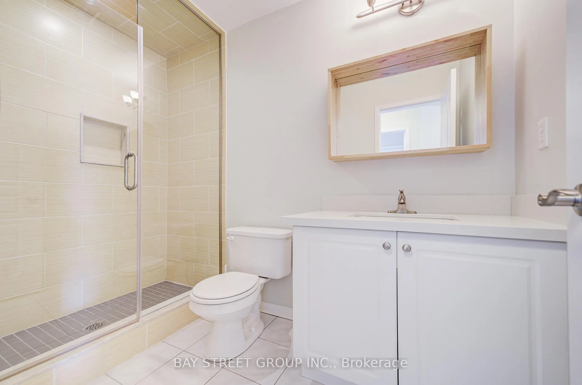 Photo 23 of 714 Castlemore Avenue, Markham, Wismer — HOMEH