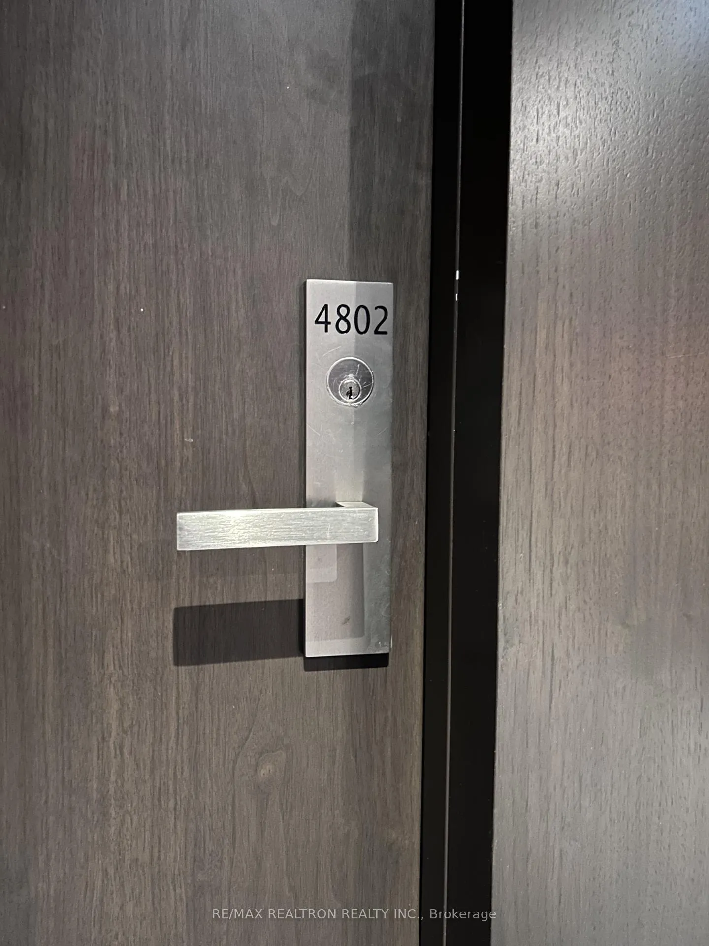 Front of Unit 4802, 1 Yorkville Avenue