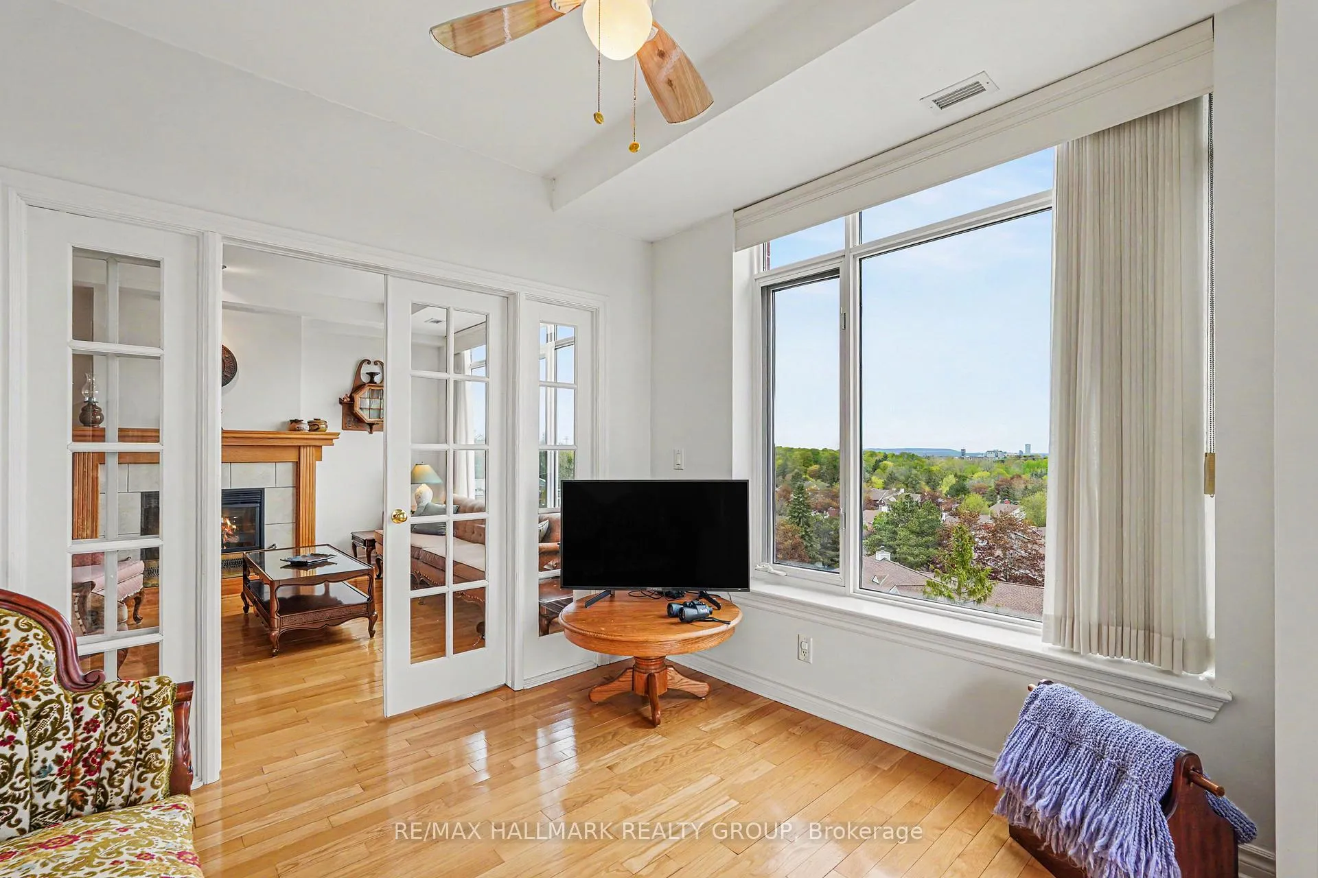 Photo 13 of Unit 702, 136 Darlington Private, Ottawa, Hunt Club/Western Community — HOMEH