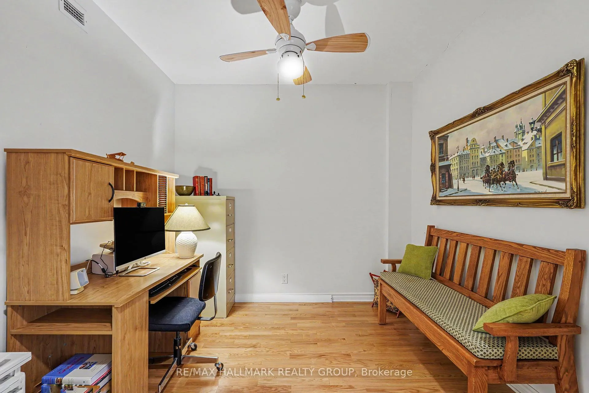 Photo 14 of Unit 702, 136 Darlington Private, Ottawa, Hunt Club/Western Community — HOMEH