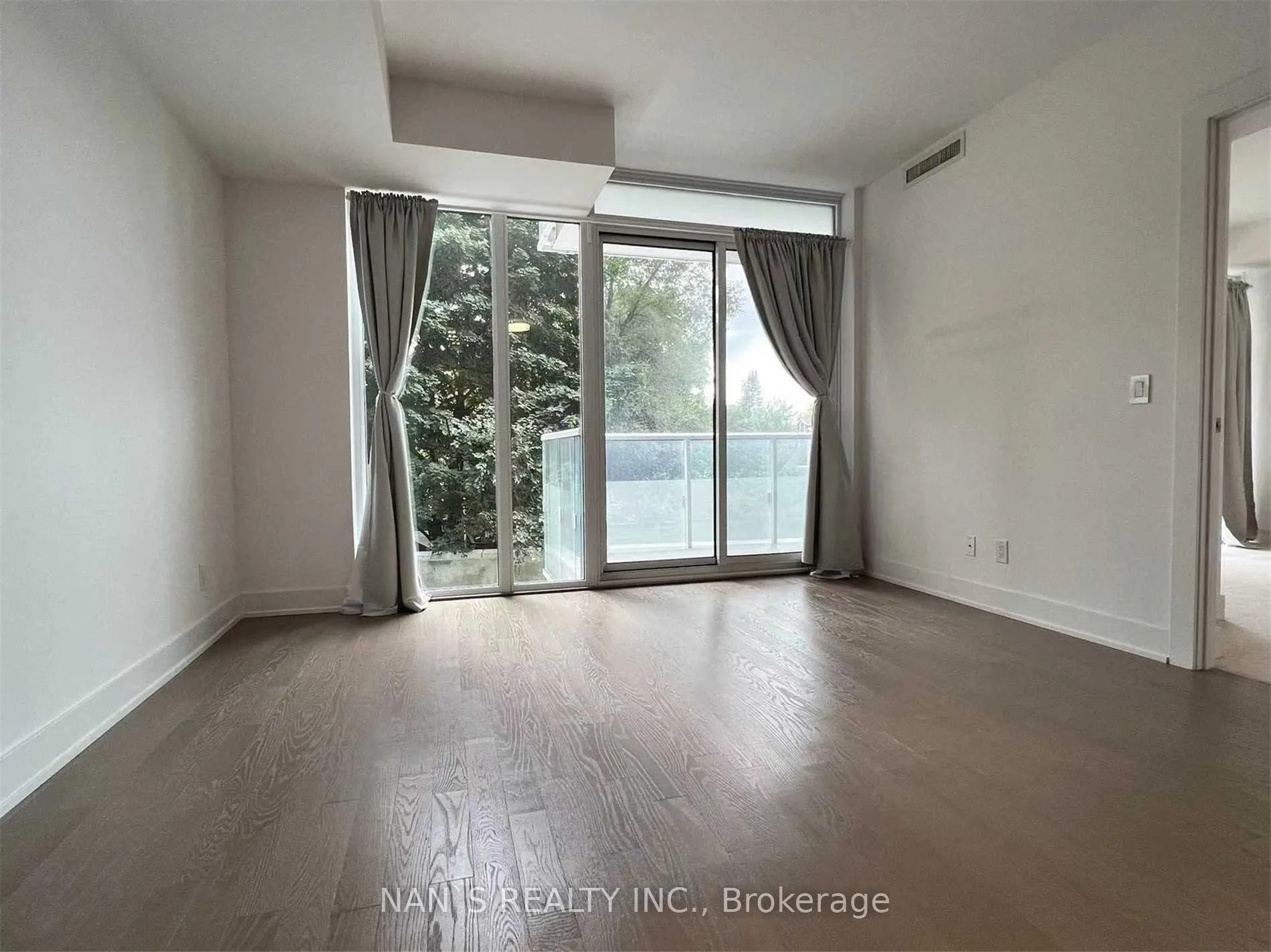 Photo 7 of Unit 314, 3018 Yonge Street, Toronto, Lawrence Park South — HOMEH