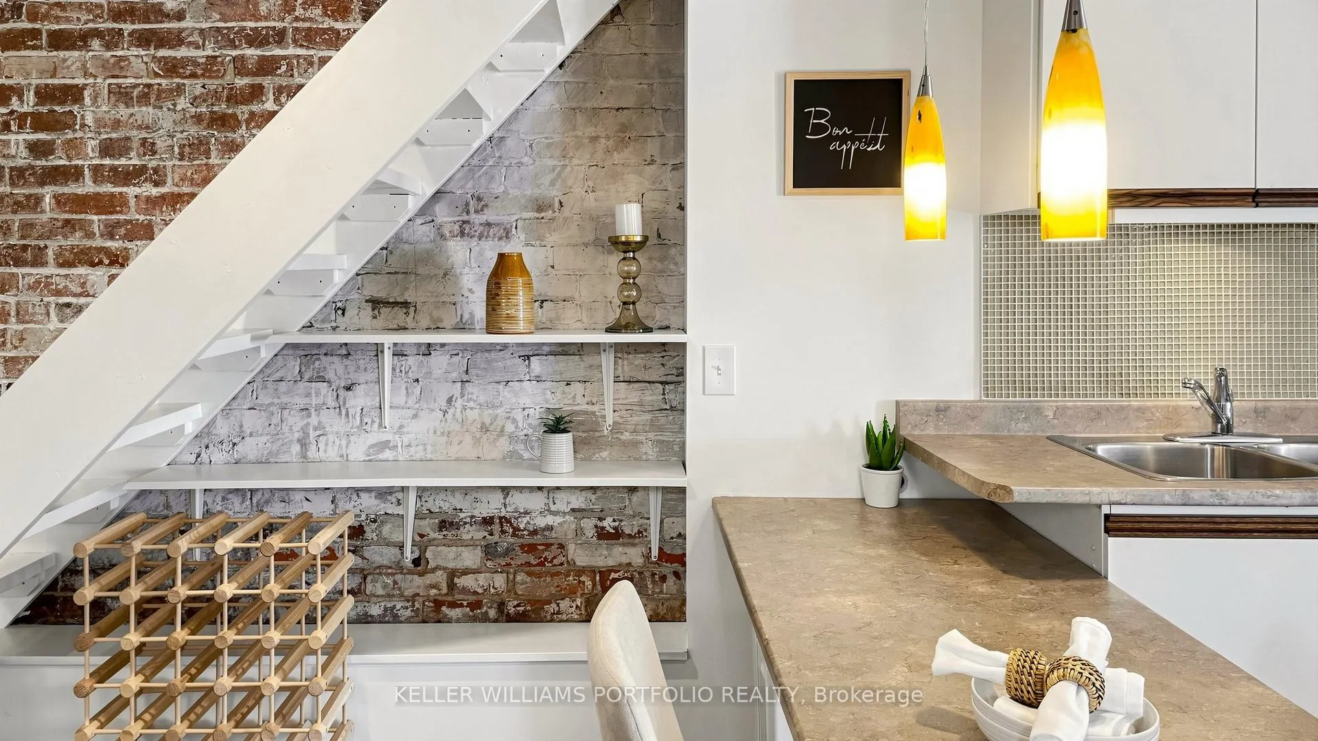 Photo 32 of 122 Bertmount Avenue, Toronto, South Riverdale — HOMEH