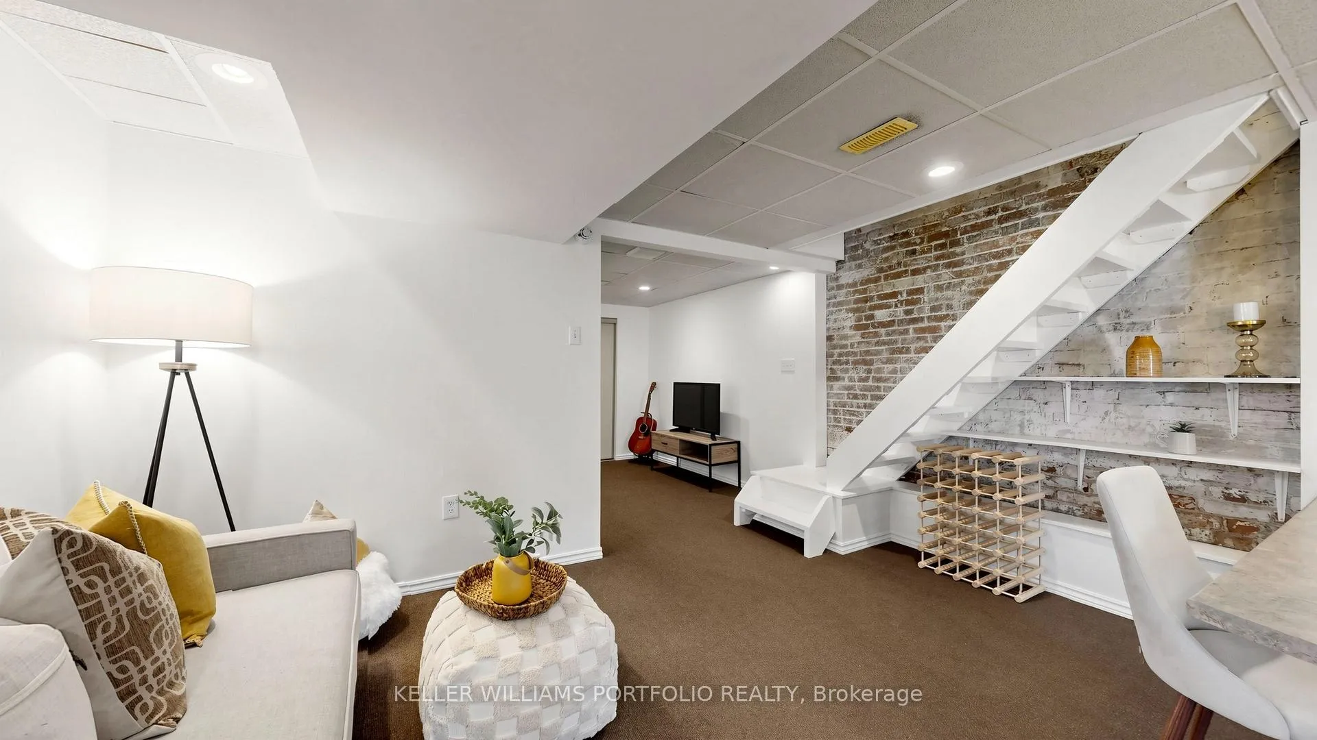 Photo 33 of 122 Bertmount Avenue, Toronto, South Riverdale — HOMEH