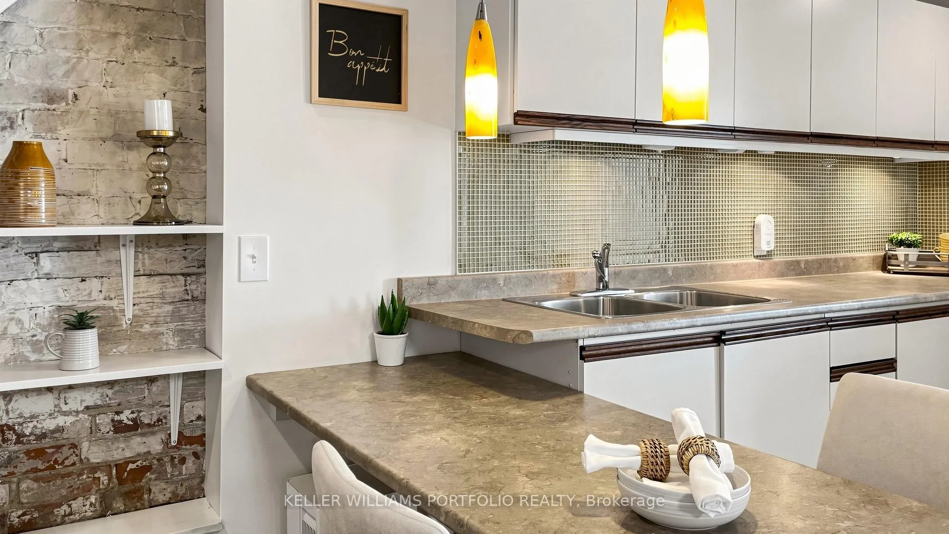 Photo 36 of 122 Bertmount Avenue, Toronto, South Riverdale — HOMEH