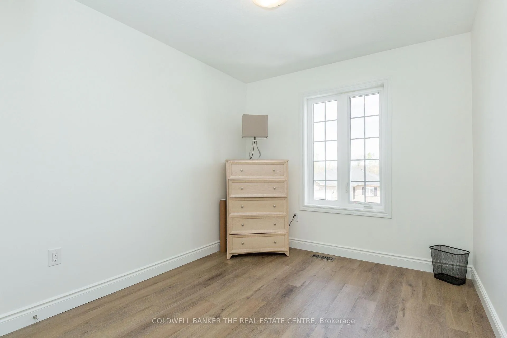 Photo 21 of 41 Hunter Avenue, Tay, Victoria Harbour — HOMEH
