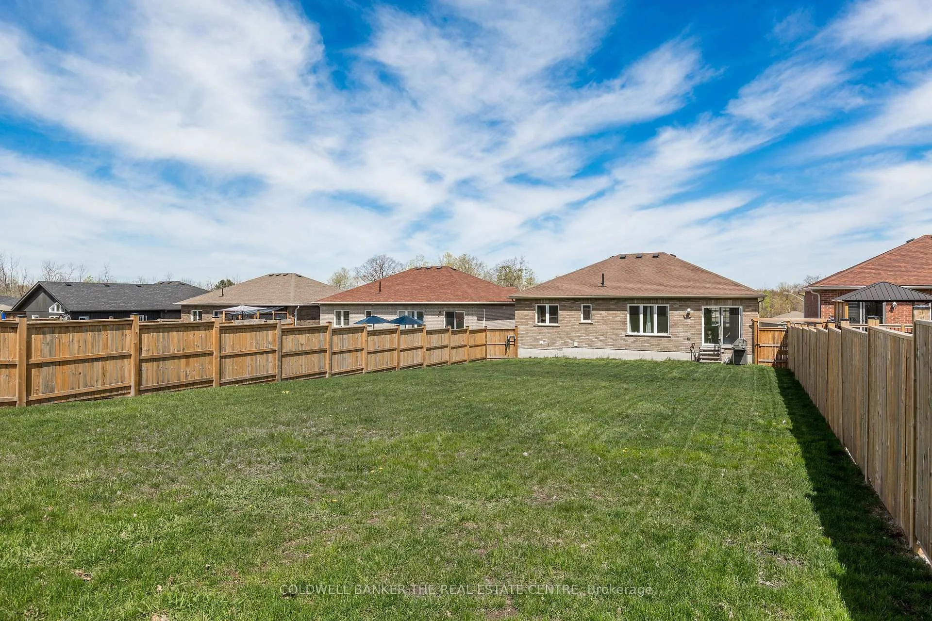 Photo 28 of 41 Hunter Avenue, Tay, Victoria Harbour — HOMEH