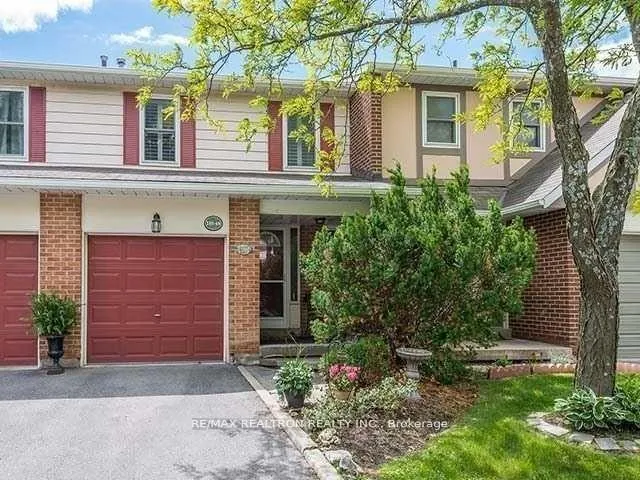 Photo 1 of Unit 54, 105 Carlton Road, Markham, Unionville — HOMEH
