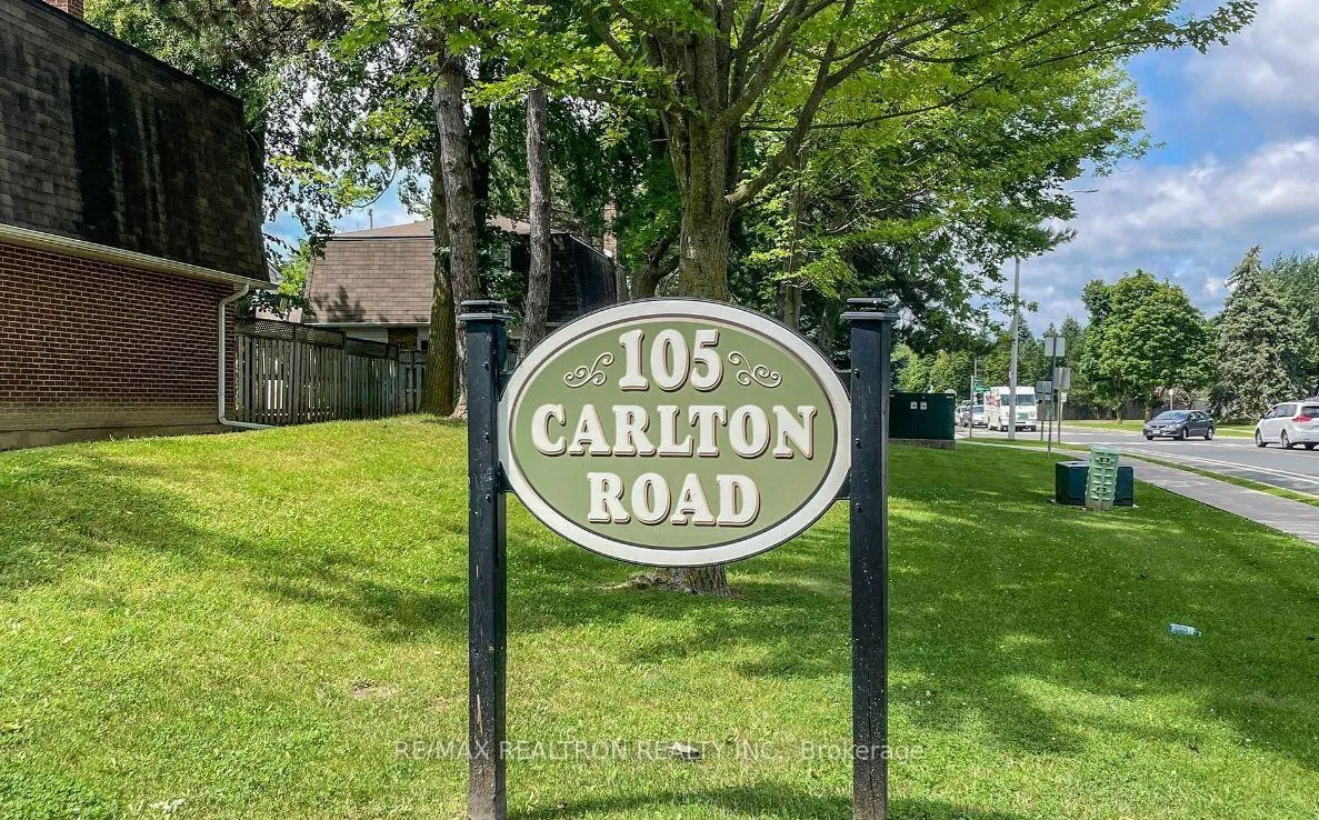 Photo 2 of Unit 54, 105 Carlton Road, Markham, Unionville — HOMEH