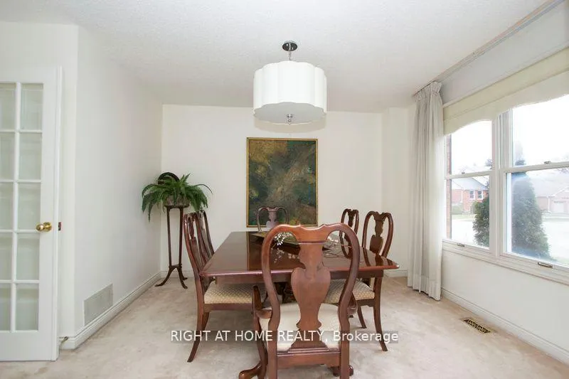 Photo 11 of 3 Hampstead Gate E, Clarington, Courtice — HOMEH