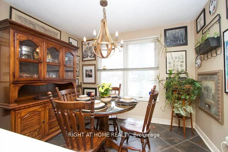 Photo 16 of 3 Hampstead Gate E, Clarington, Courtice — HOMEH