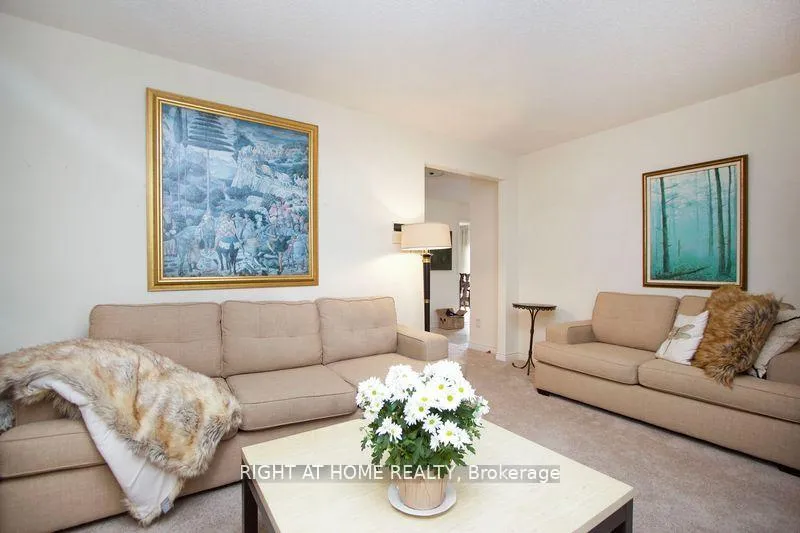Photo 19 of 3 Hampstead Gate E, Clarington, Courtice — HOMEH