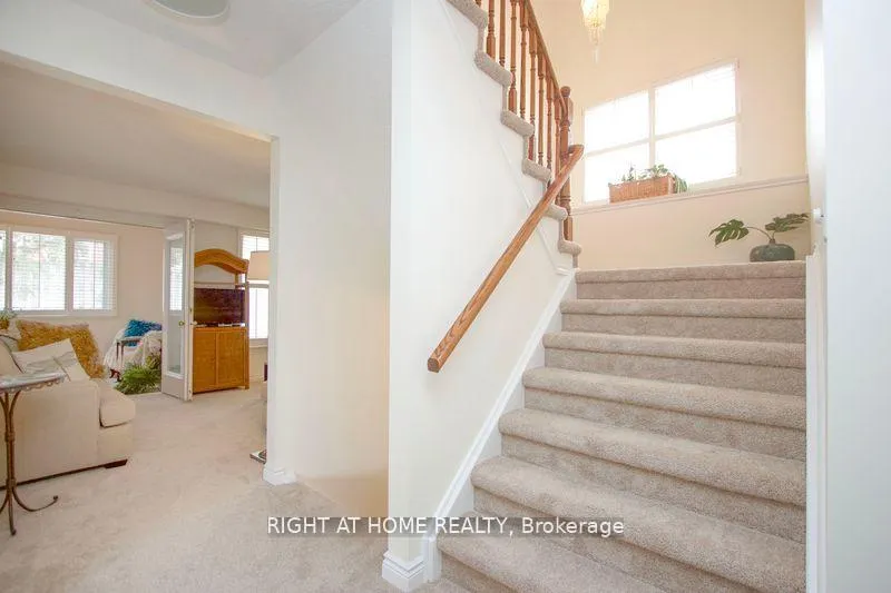 Photo 23 of 3 Hampstead Gate E, Clarington, Courtice — HOMEH