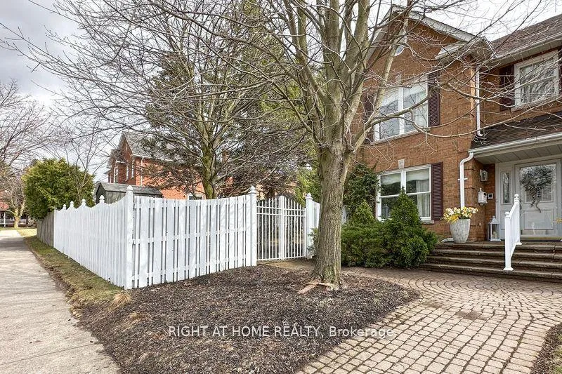 Photo 29 of 3 Hampstead Gate E, Clarington, Courtice — HOMEH