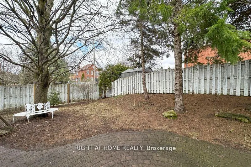 Photo 33 of 3 Hampstead Gate E, Clarington, Courtice — HOMEH