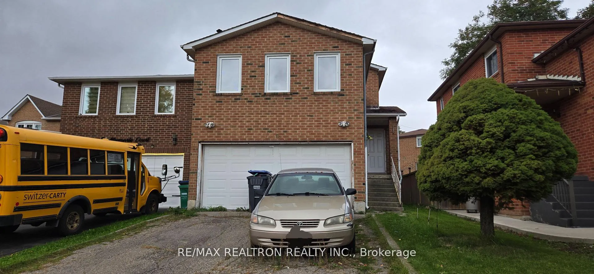 Photo 5 of 6 Albemarle Court, Brampton, Heart Lake West — HOMEH