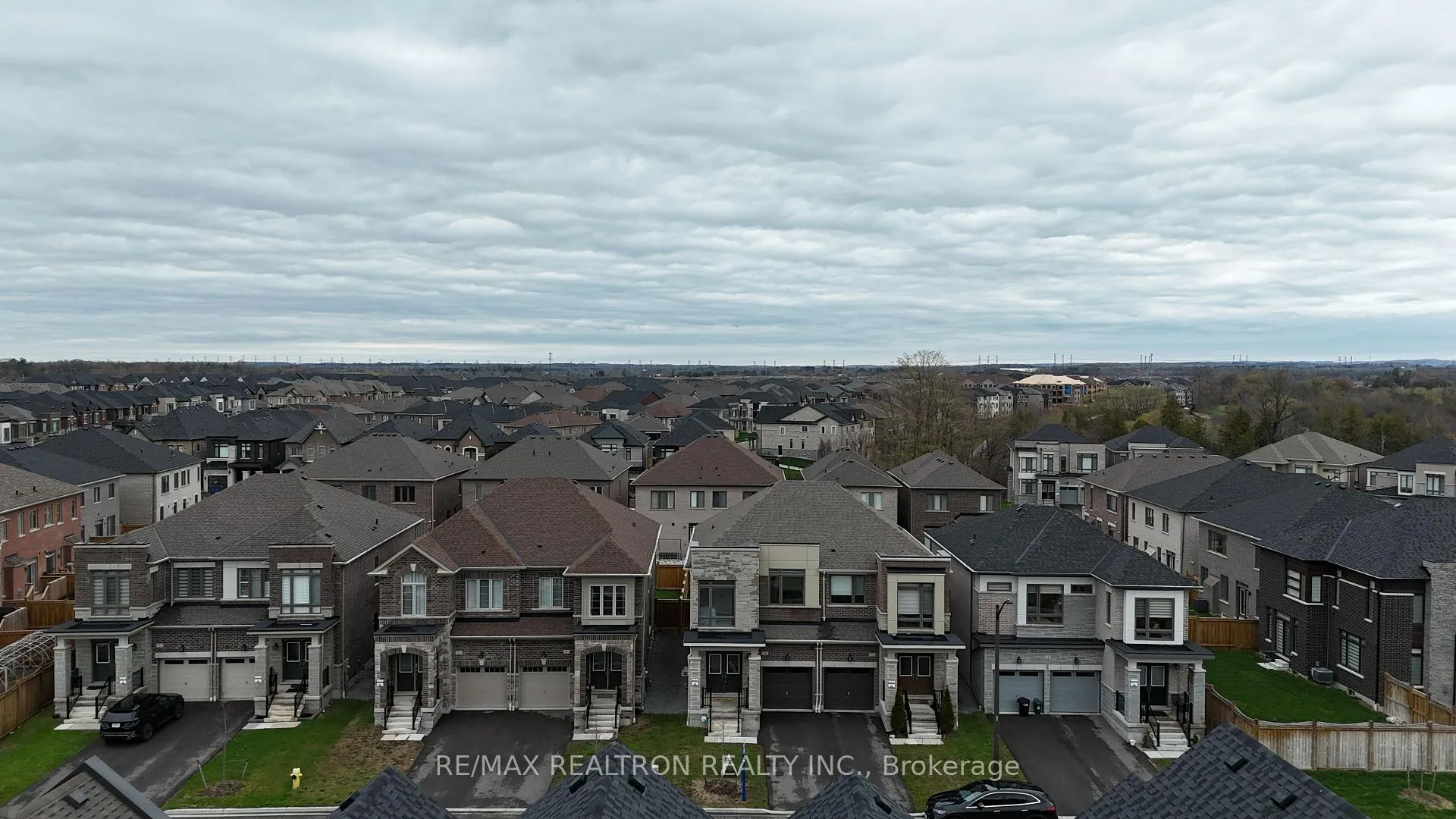 Photo 34 of 10 Hinkson Street, Whitby, Rural Whitby — HOMEH