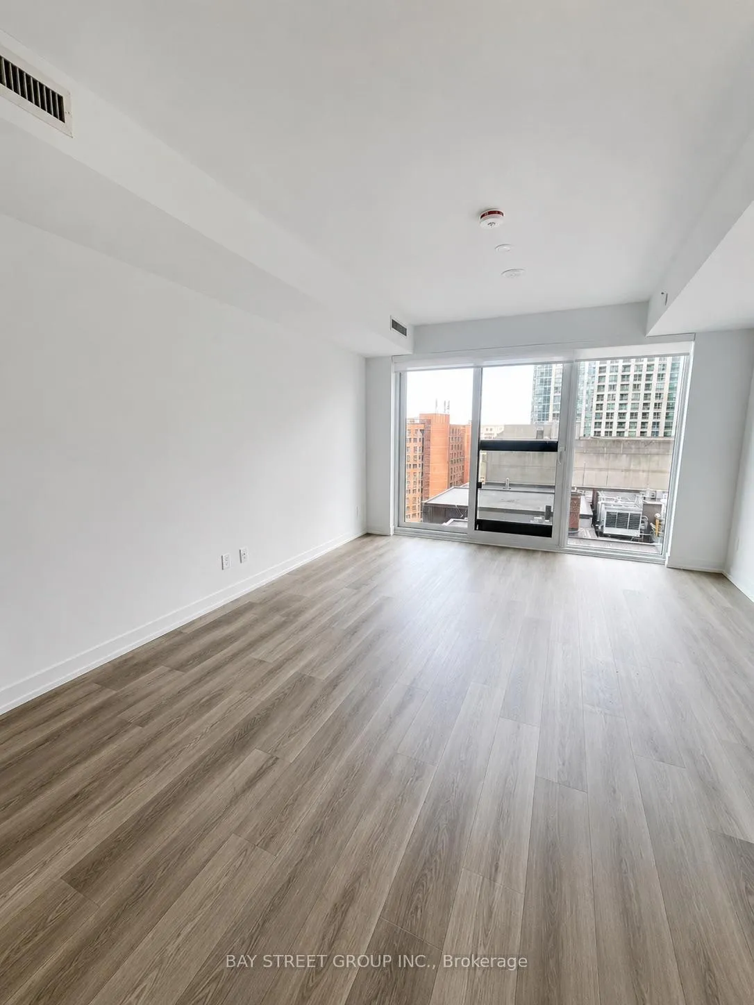 Photo 5 of Unit 1710, 771 Yonge Street, Toronto, The Annex — HOMEH