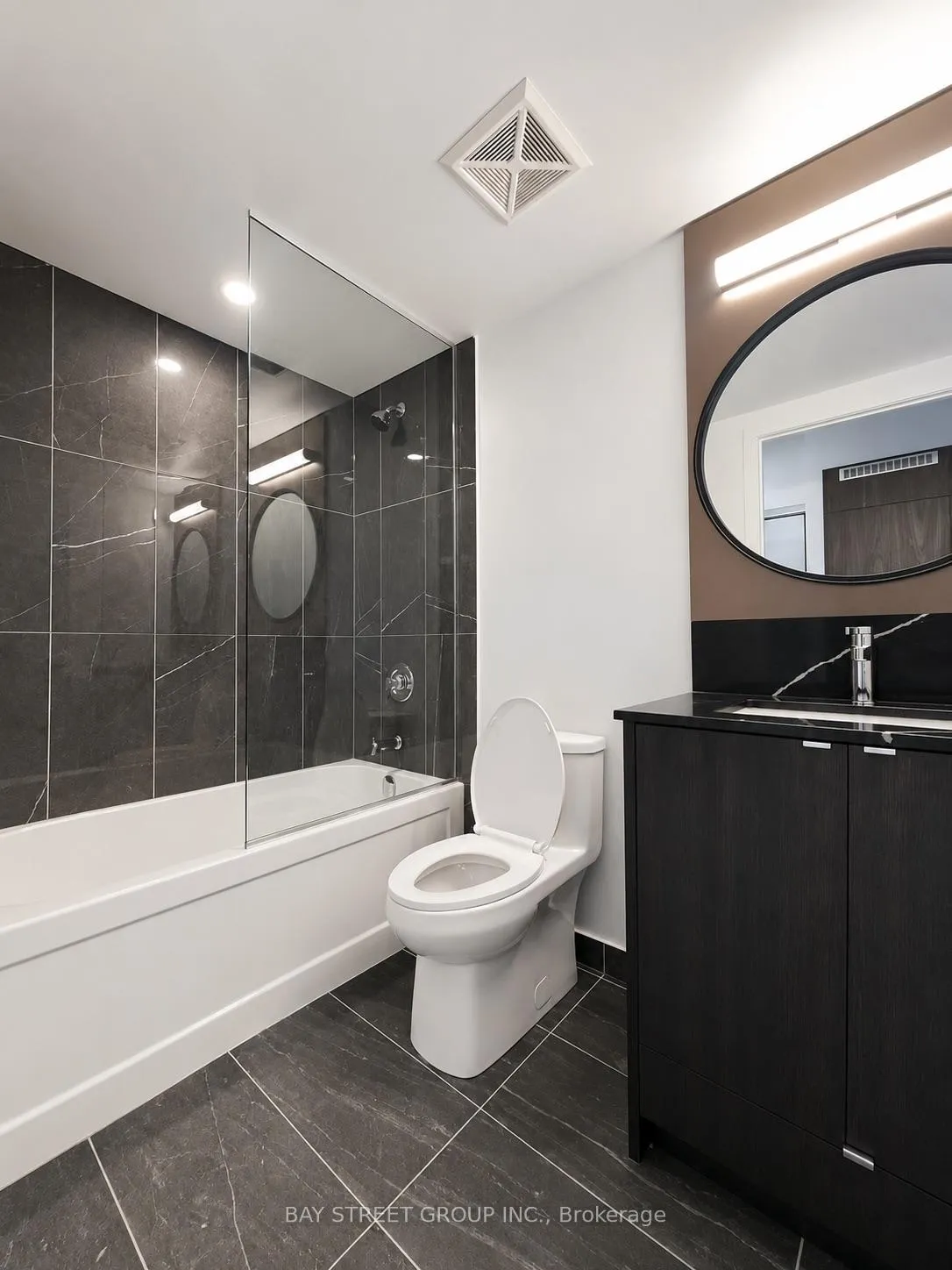 Photo 9 of Unit 1710, 771 Yonge Street, Toronto, The Annex — HOMEH