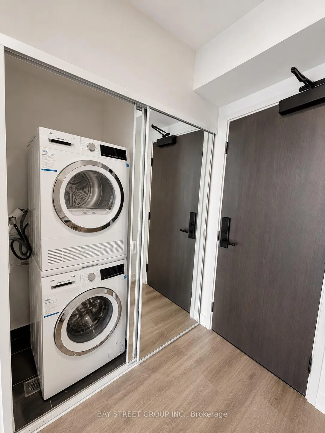 Photo 10 of Unit 1710, 771 Yonge Street, Toronto, The Annex — HOMEH