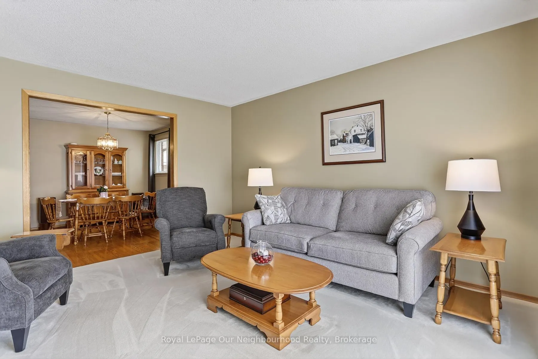 Photo 21 of 34 Brant Court, Oshawa, Samac — HOMEH