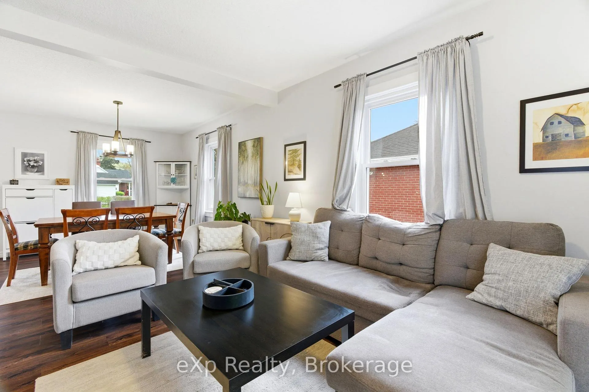 Photo 15 of 52 Avondale Avenue, Stratford — HOMEH