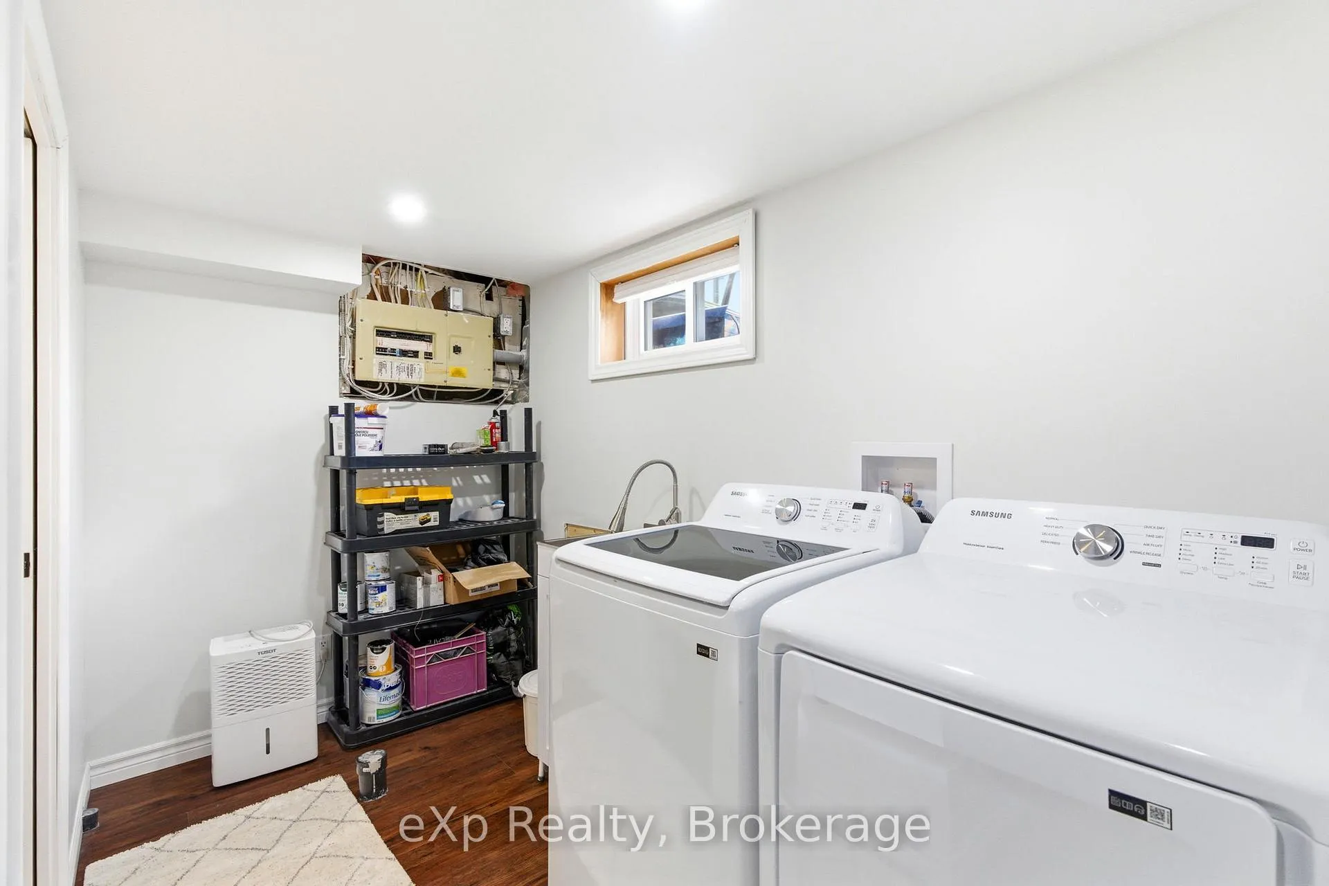 Photo 32 of 52 Avondale Avenue, Stratford — HOMEH