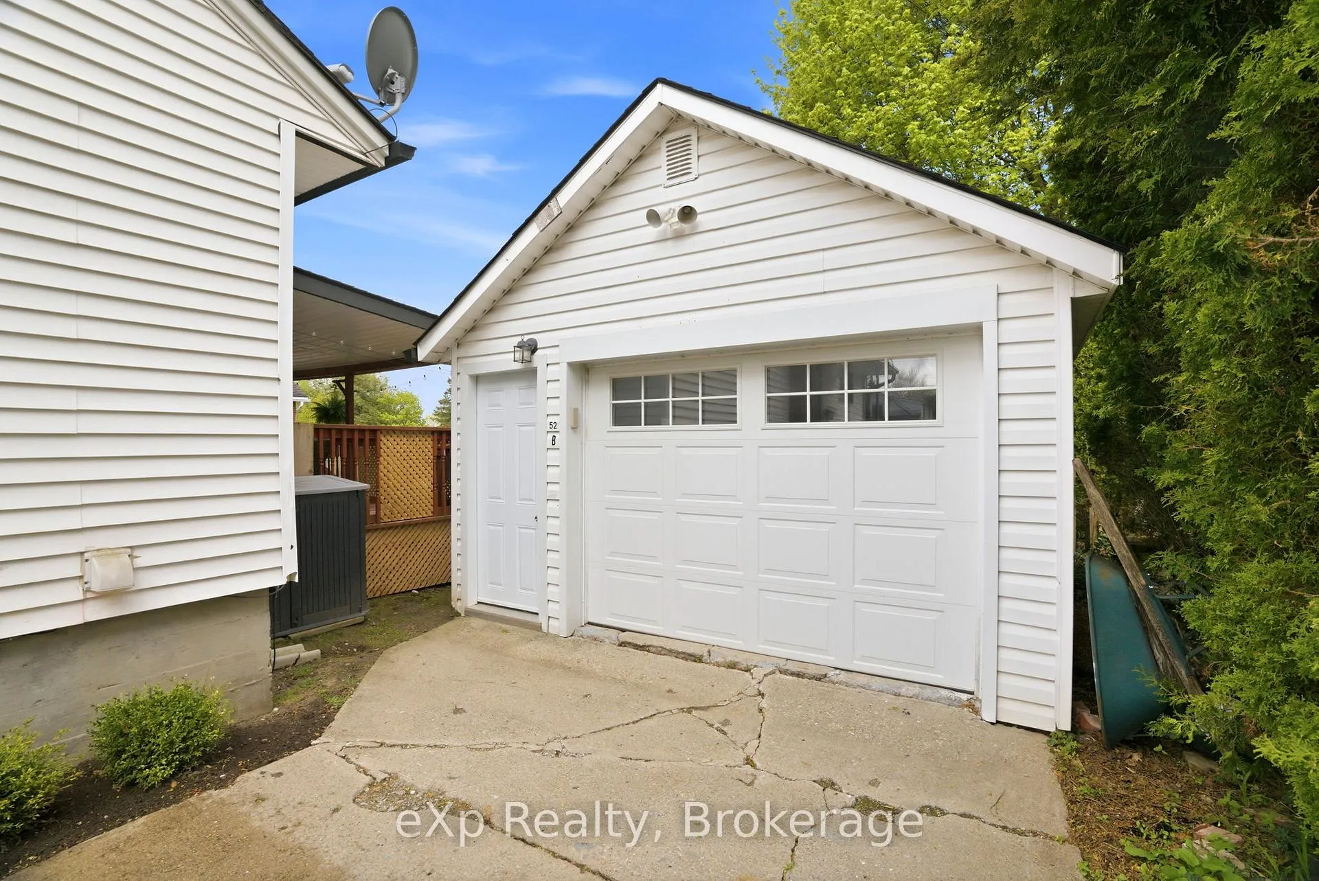 Photo 45 of 52 Avondale Avenue, Stratford — HOMEH