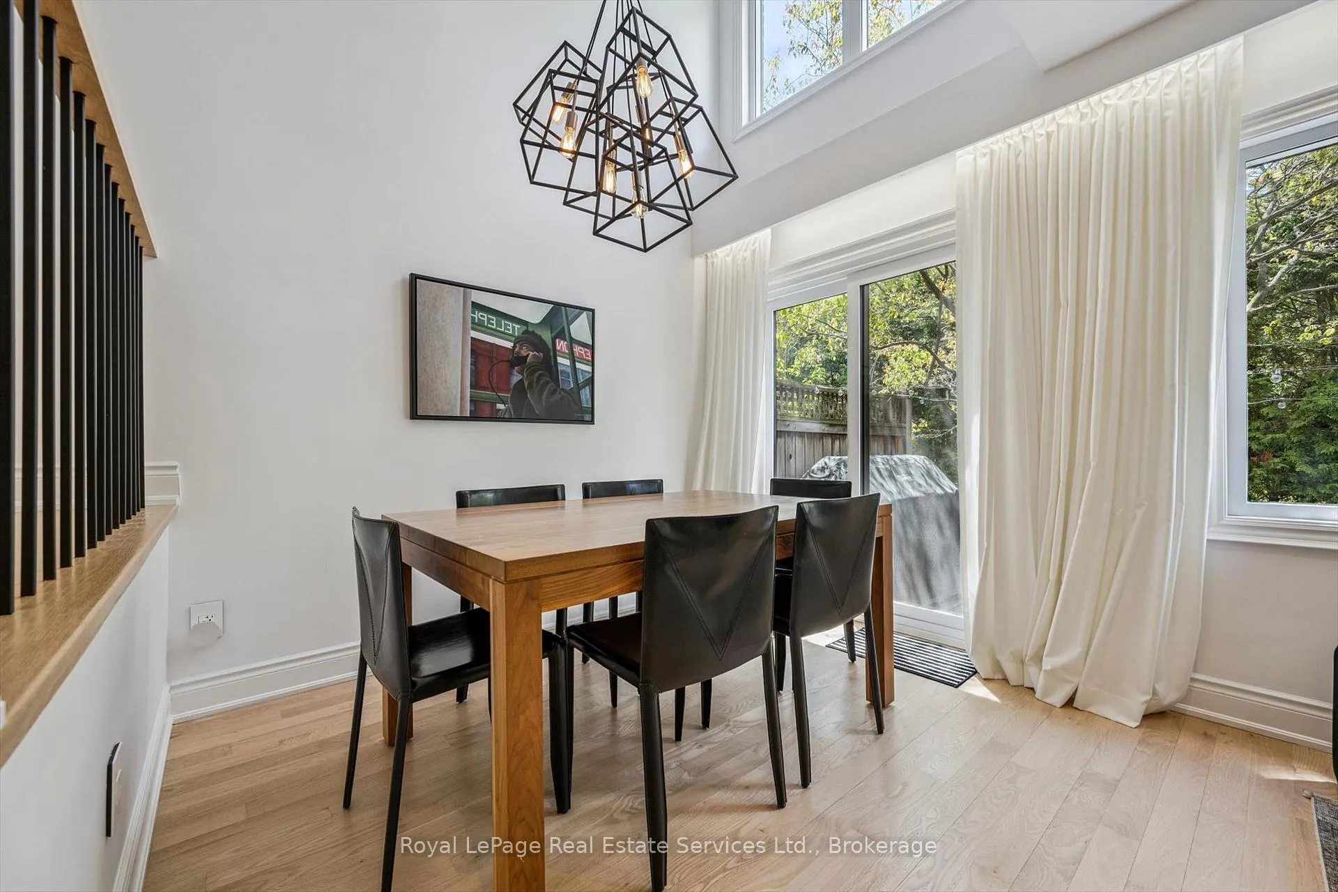 Photo 7 of Unit 32, 2250 Rockingham Drive, Oakville, Joshua Creek — HOMEH