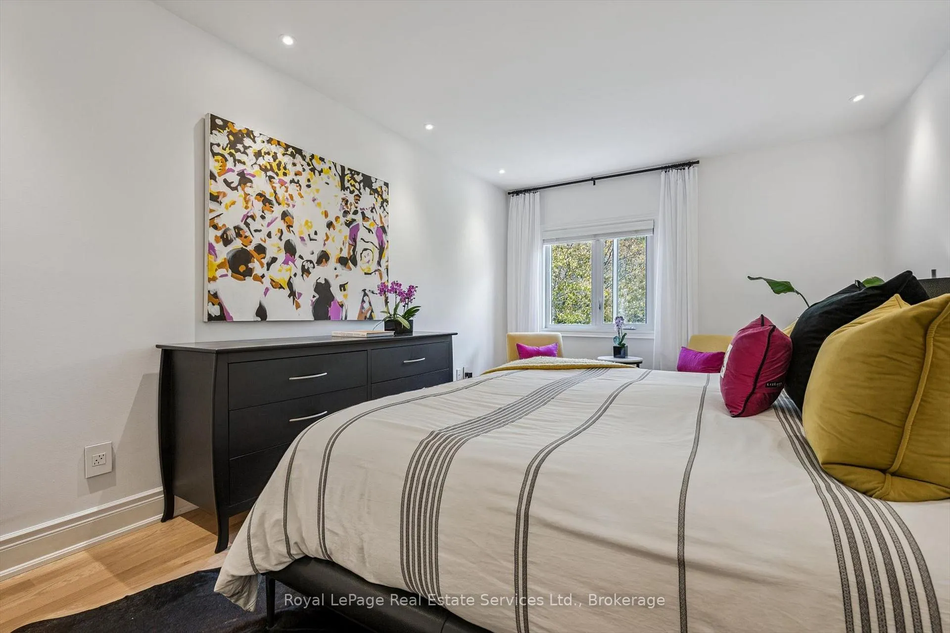 Photo 18 of Unit 32, 2250 Rockingham Drive, Oakville, Joshua Creek — HOMEH