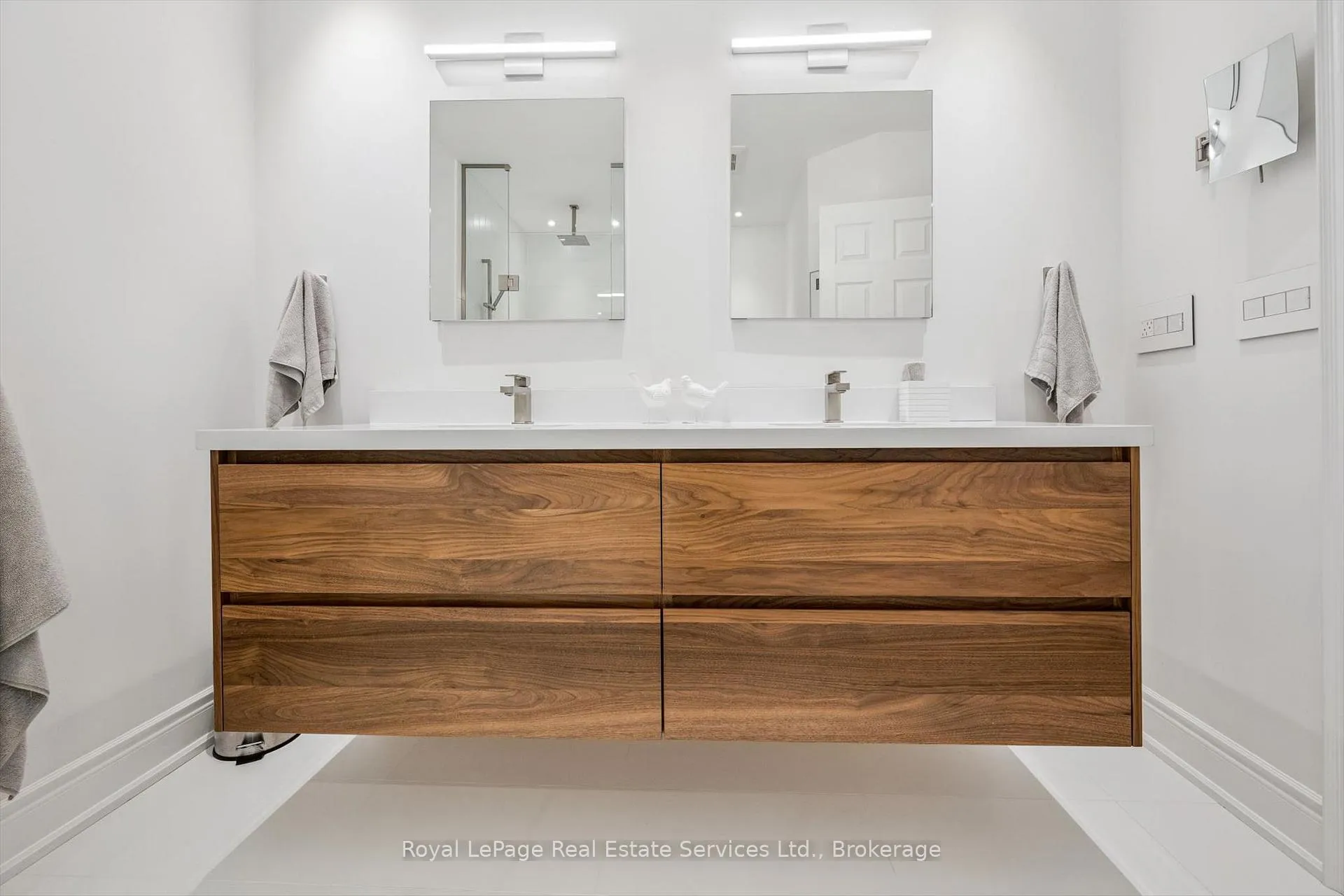 Photo 20 of Unit 32, 2250 Rockingham Drive, Oakville, Joshua Creek — HOMEH