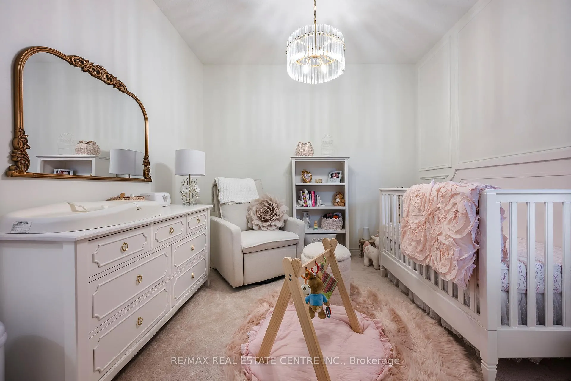 Photo 24 of 106 Adventura Road, Brampton, Northwest Brampton — HOMEH